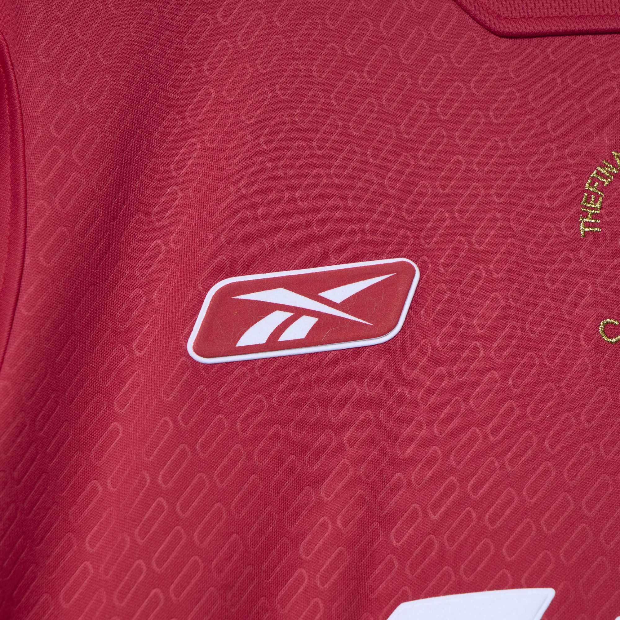 AlphaJersey-Retro Liver.pool 2005 Home Stadium Jersey - with UEFA Champions League Final Patch
