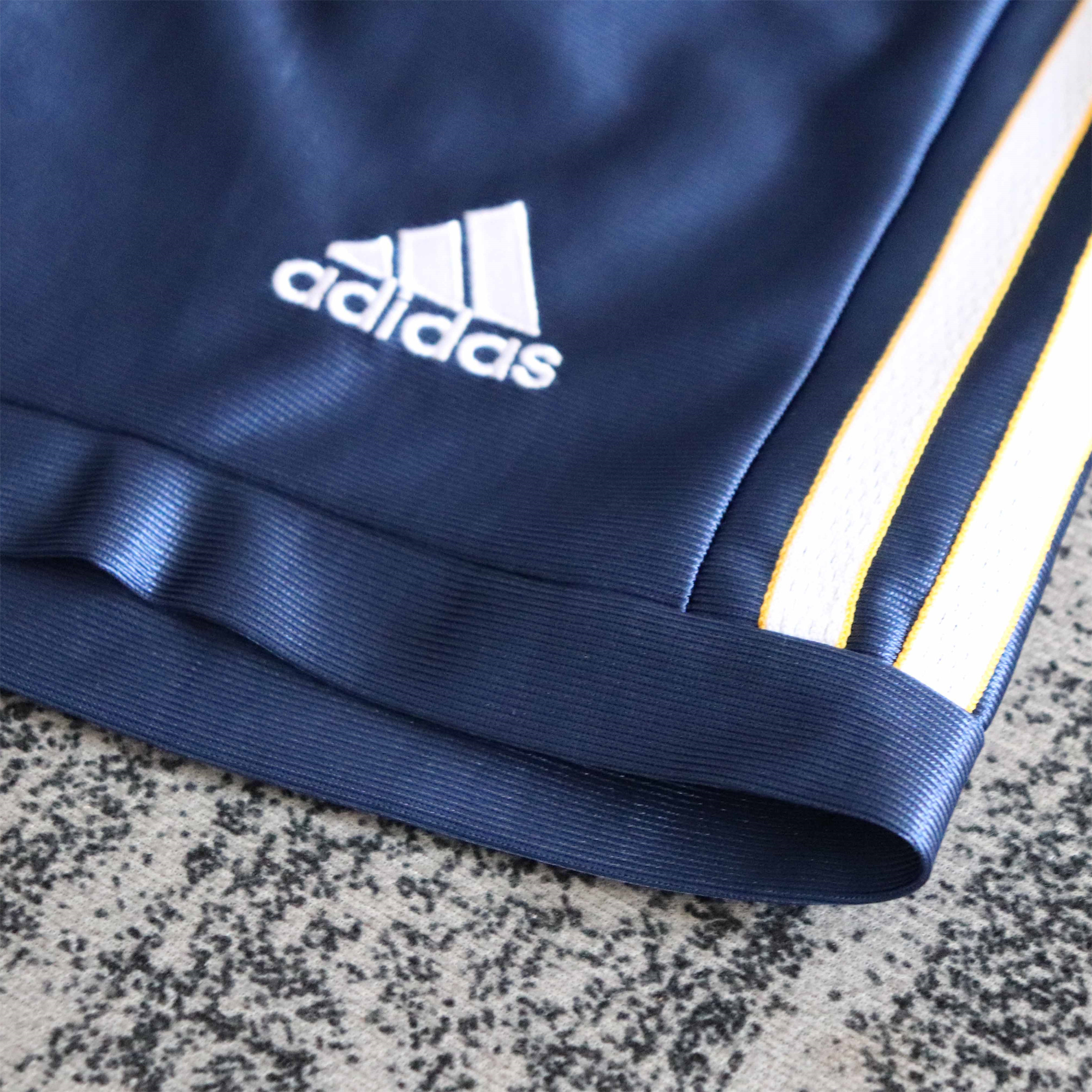 AlphaJersey-Retro Real Madrid 1998-00 Third Kids Kit