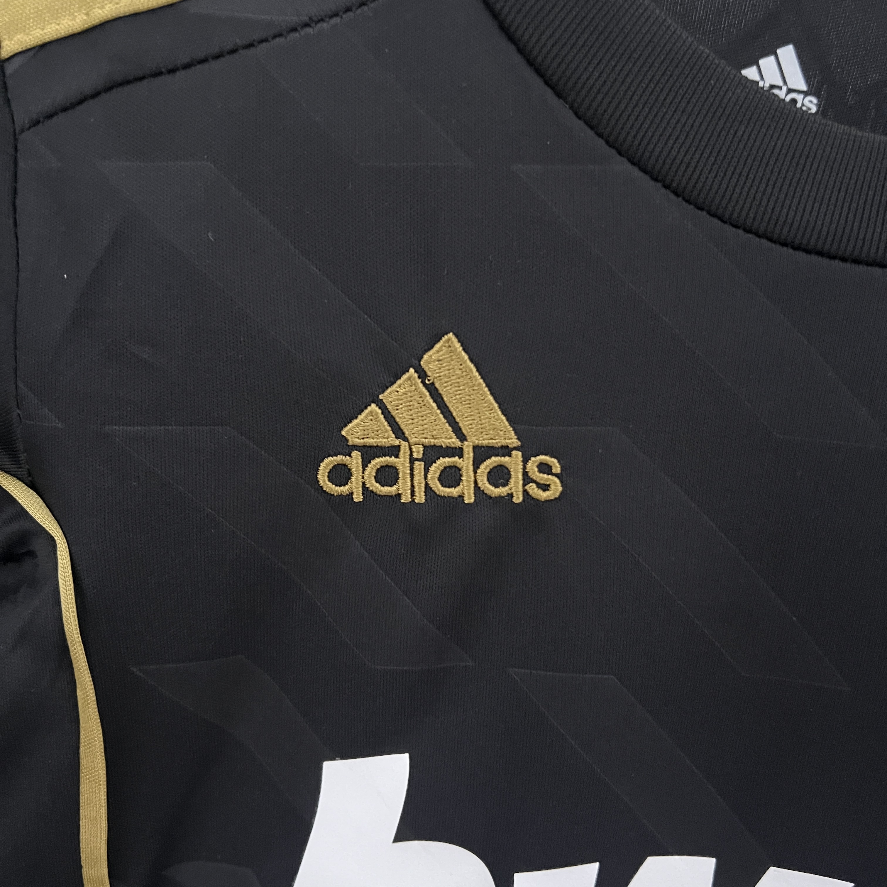 AlphaJersey-Retro Real Madrid 11-12 Away Stadium Kids Kit