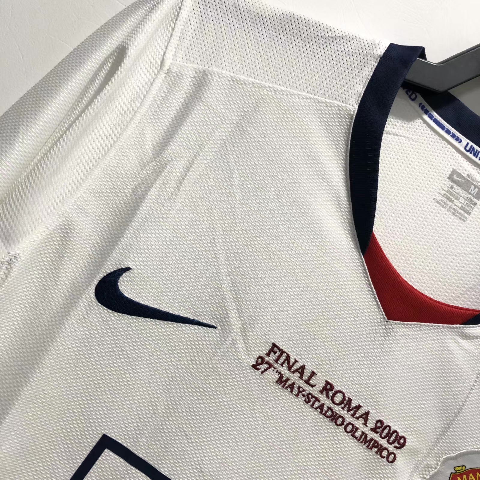 AlphaJersey-Retro Manchester United 08-09 Away Long Sleeve Jersey - Champions League Final Version