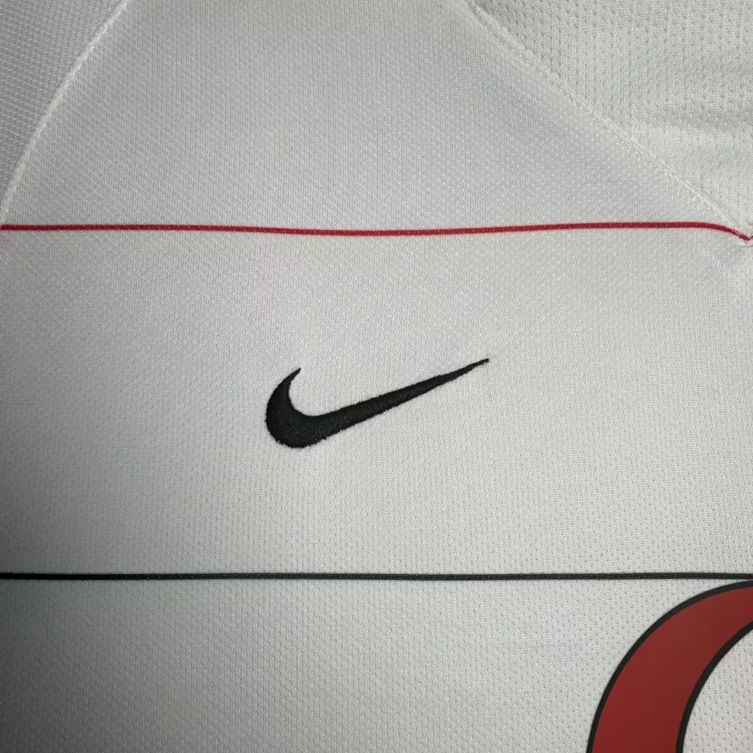 AlphaJersey-Retro Manchester United 03-05 Third Jersey