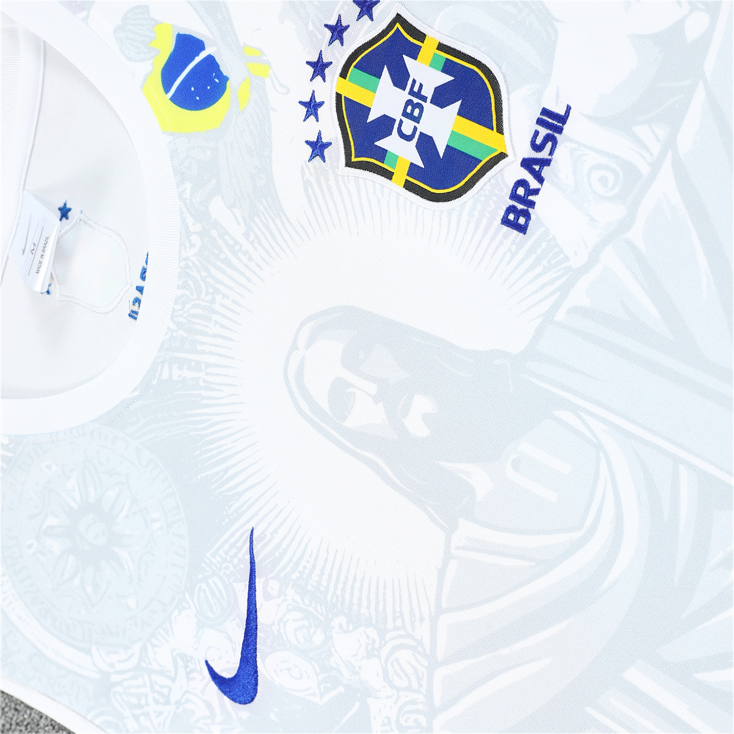 AlphaJersey-Brazil 25-26 White Jesus Statue Vest Training Set - White Vest & Black Shorts