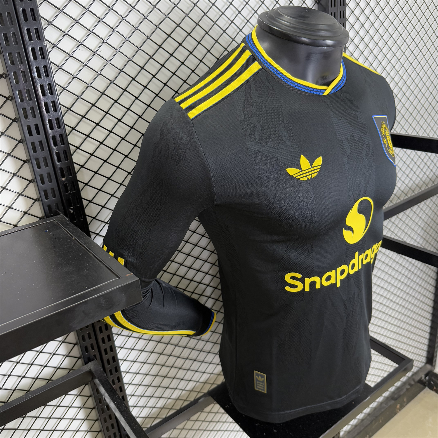 AlphaJersey-Manchester United 25-26 Third Black Long Sleeves Jersey - Player Version