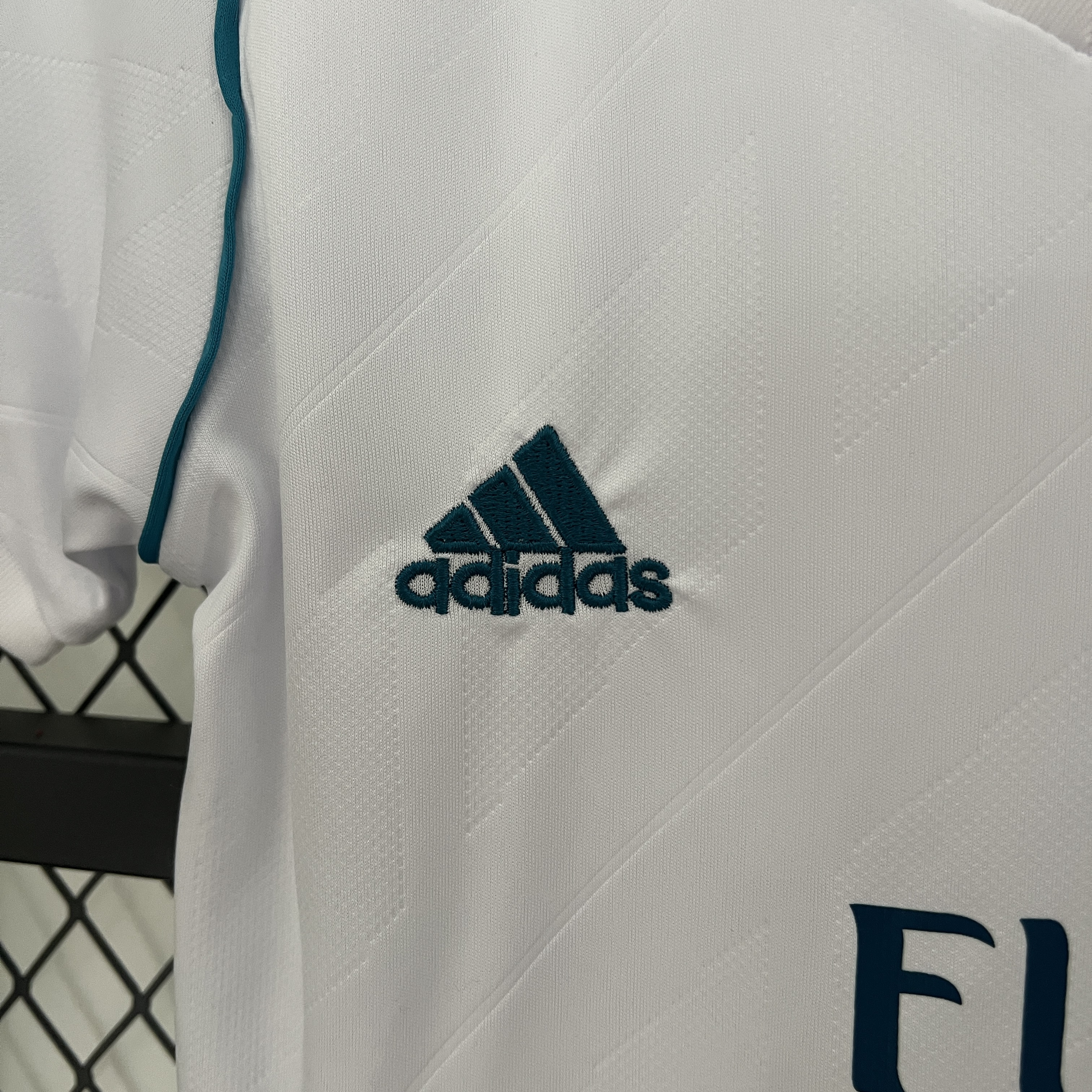 AlphaJersey-Retro Real Madrid 17-18 Home Stadium Kids Kit