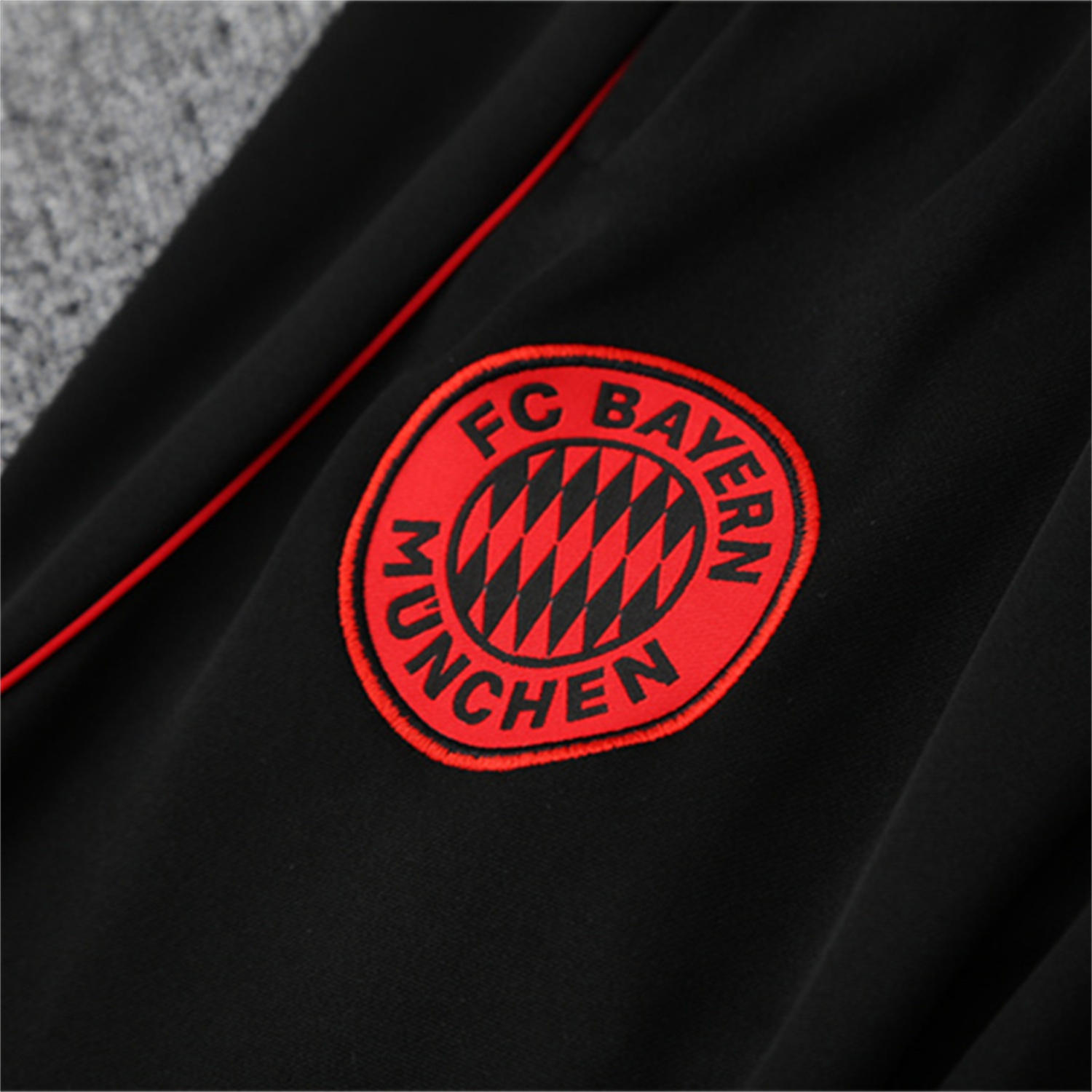 AlphaJersey-Bayern Munich 25-26 Long Sleeves Training Set - Black Top & Black Pants
