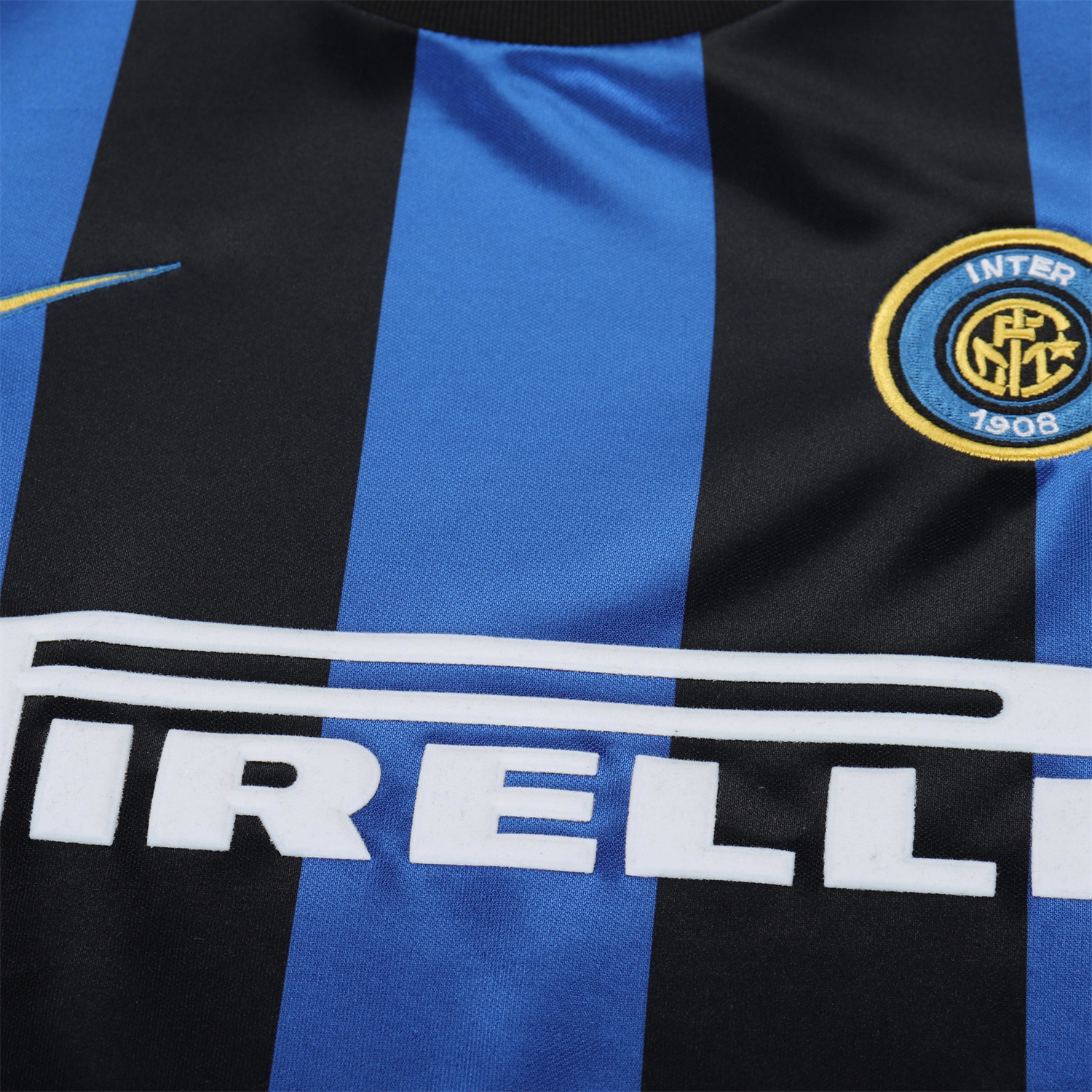 AlphaJersey-Retro Inter Milan 1999-00 Home Kids Kit