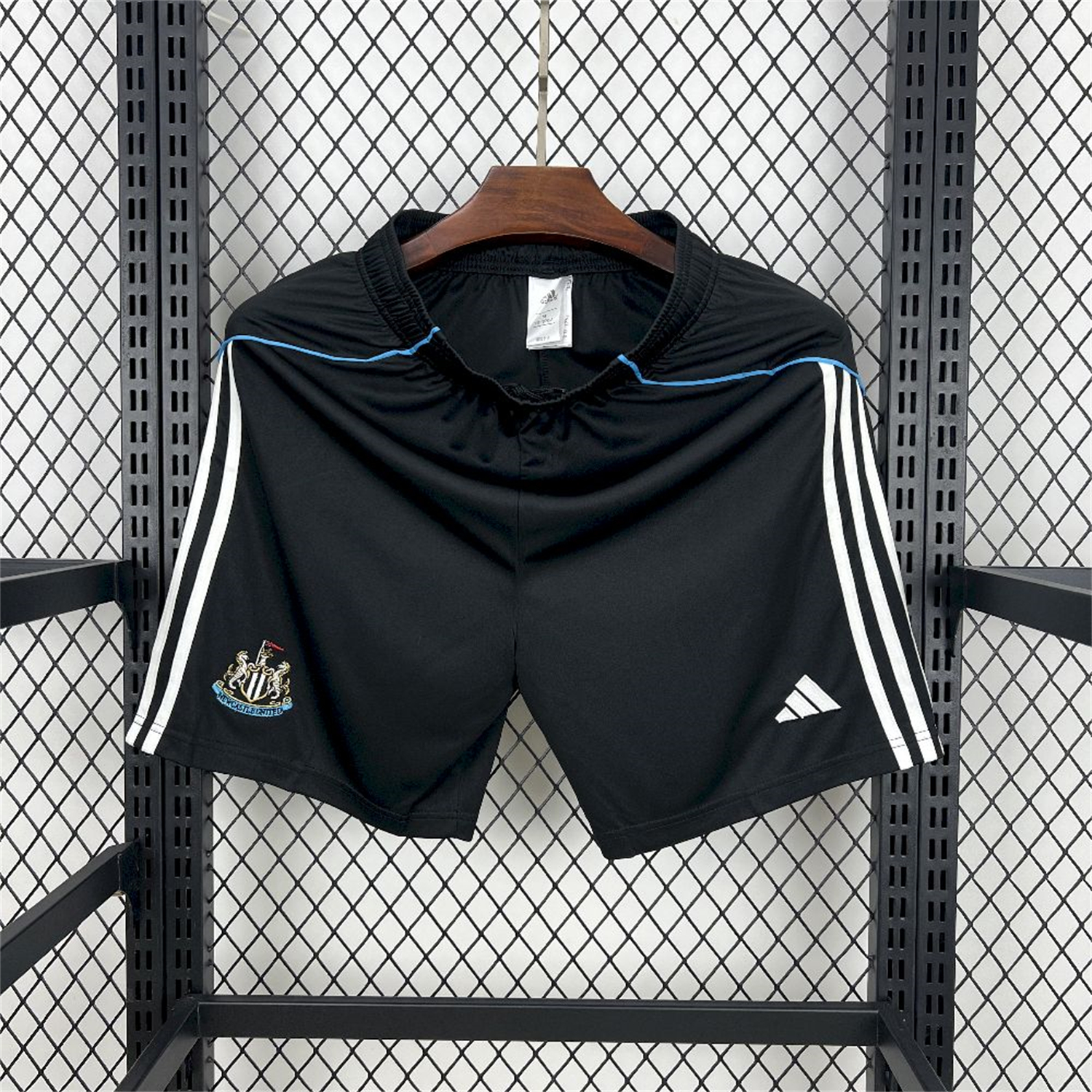 AlphaJersey-Newcastle United 25-26 Home Black Shorts - Fans Version