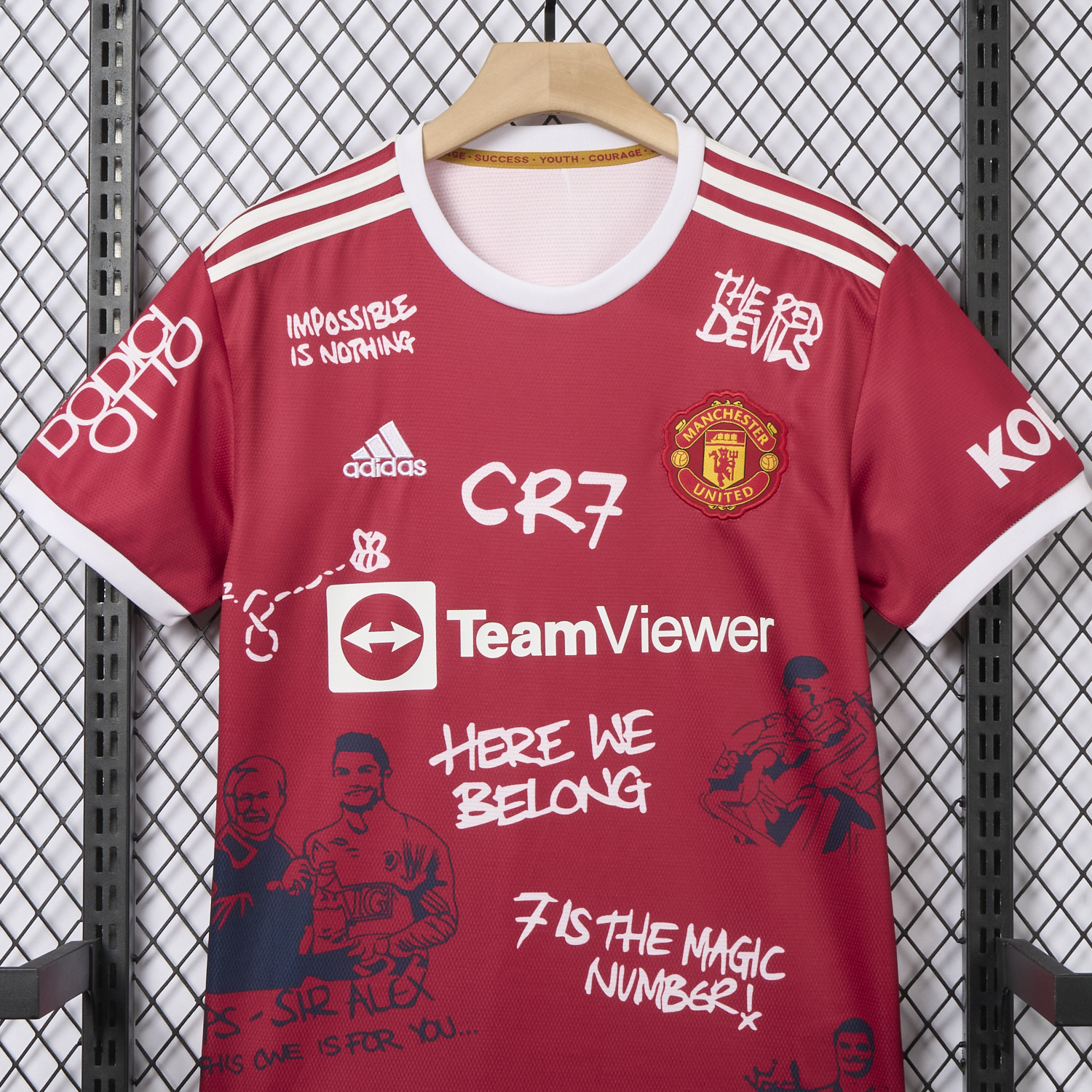 AlphaJersey-Retro Manchester United 21-22 Home Ronaldo Graffiti Edition Special Edition Jersey