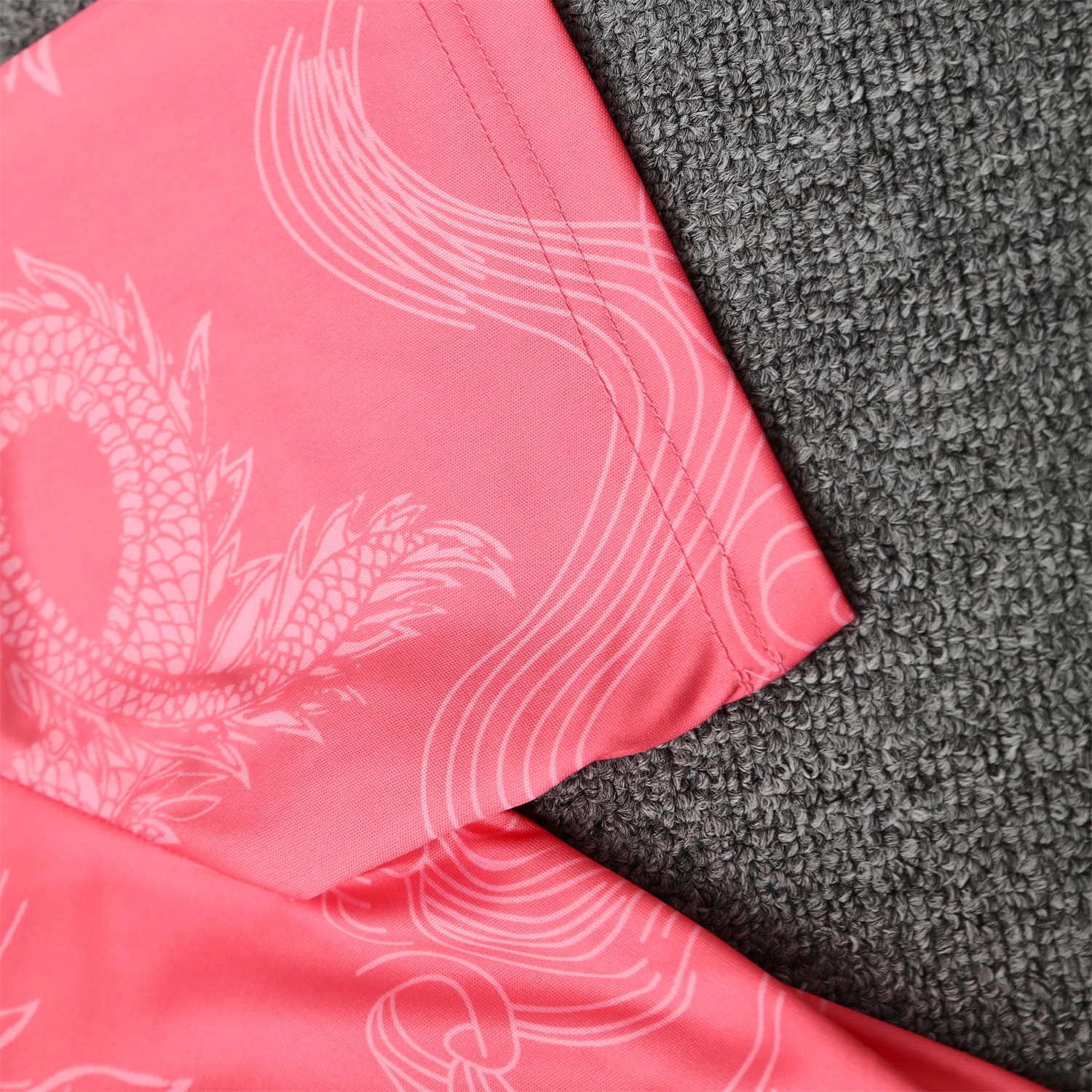 AlphaJersey-Real Madrid 25-26 Short-Sleeve Training Set - Pink-Black Dragon Top & Black-White Shorts
