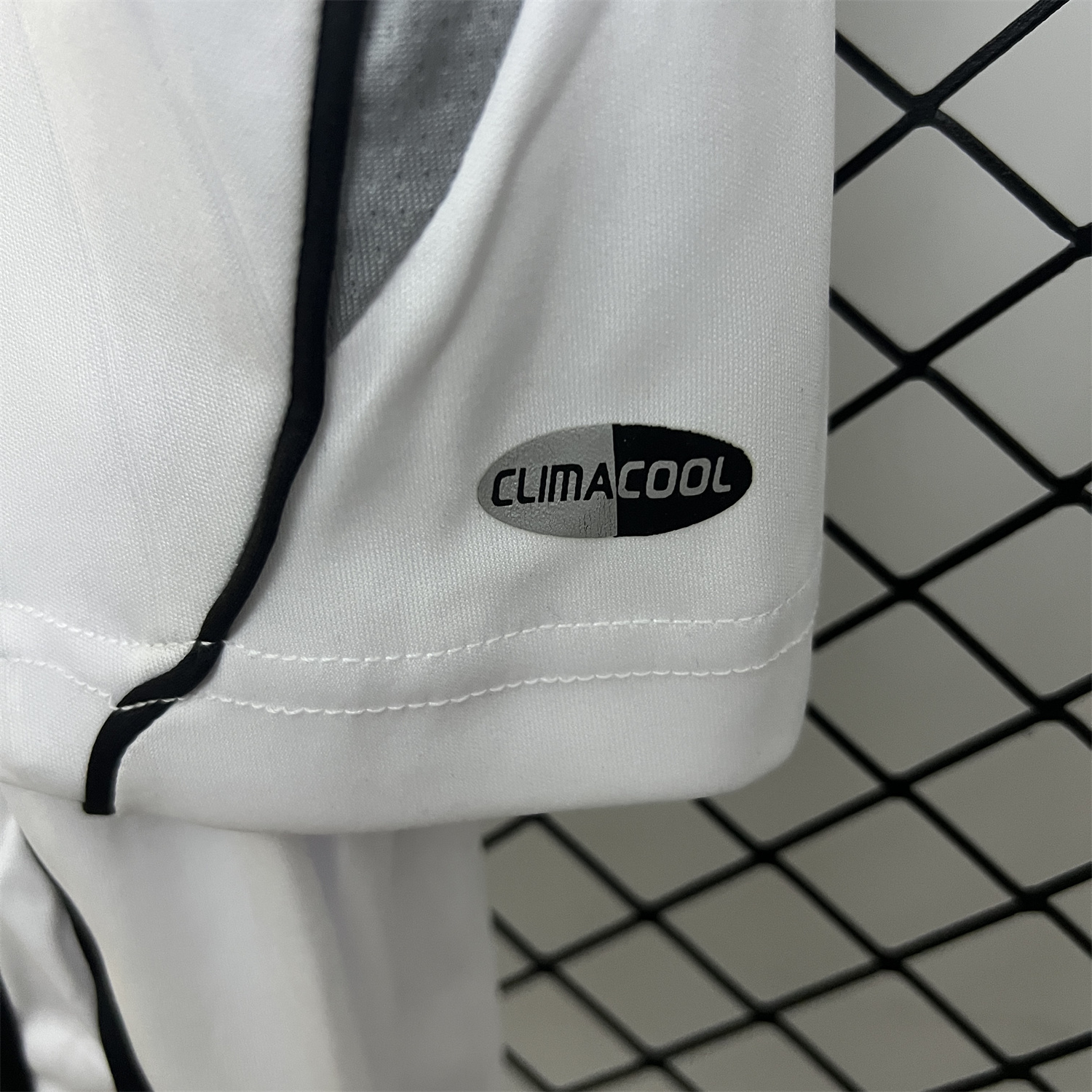 AlphaJersey-Retro Real Madrid 2006-07 Home Kids Kit