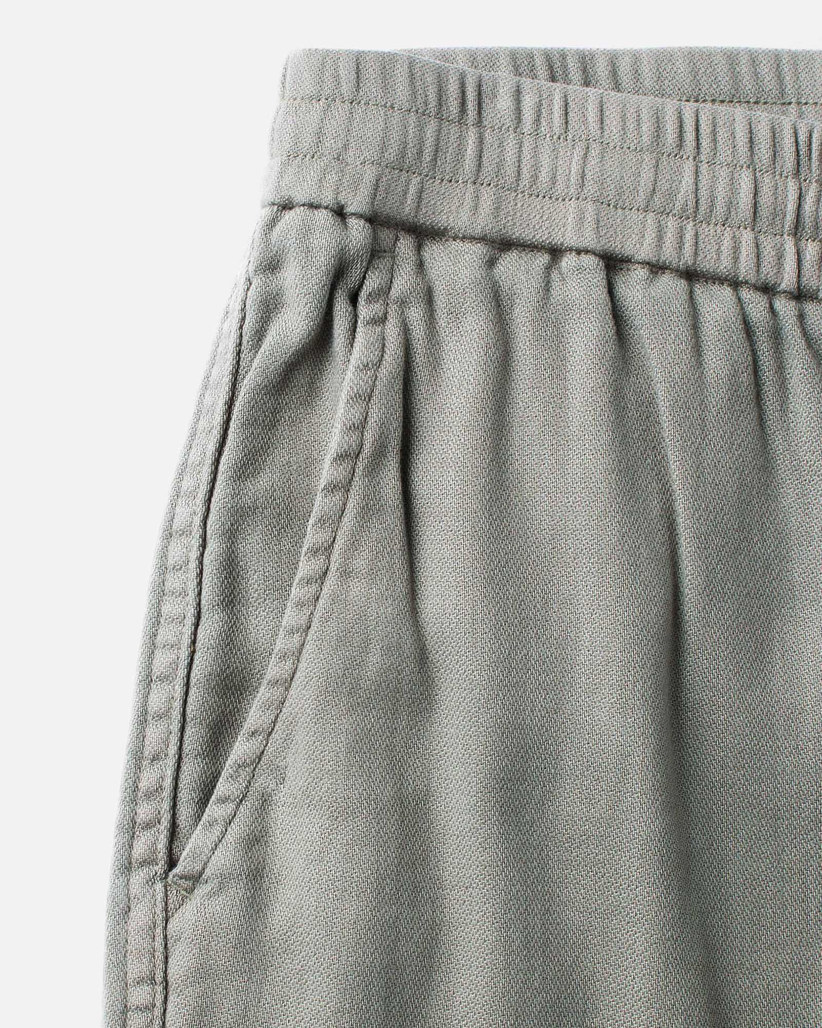 The Roamer Pant in Smoked Olive Broken Twill | Modern Menswear by yycbvcnbmmnbm