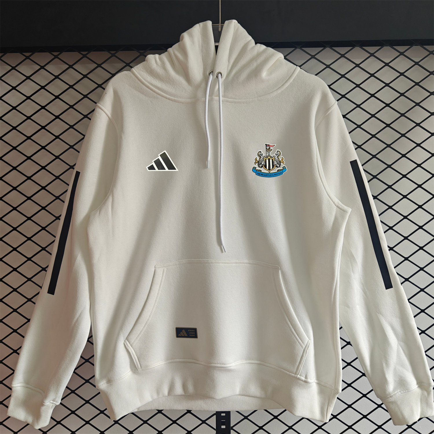 AlphaJersey-Newcastle United 25-26 Home Unisex Pullover Hoodie