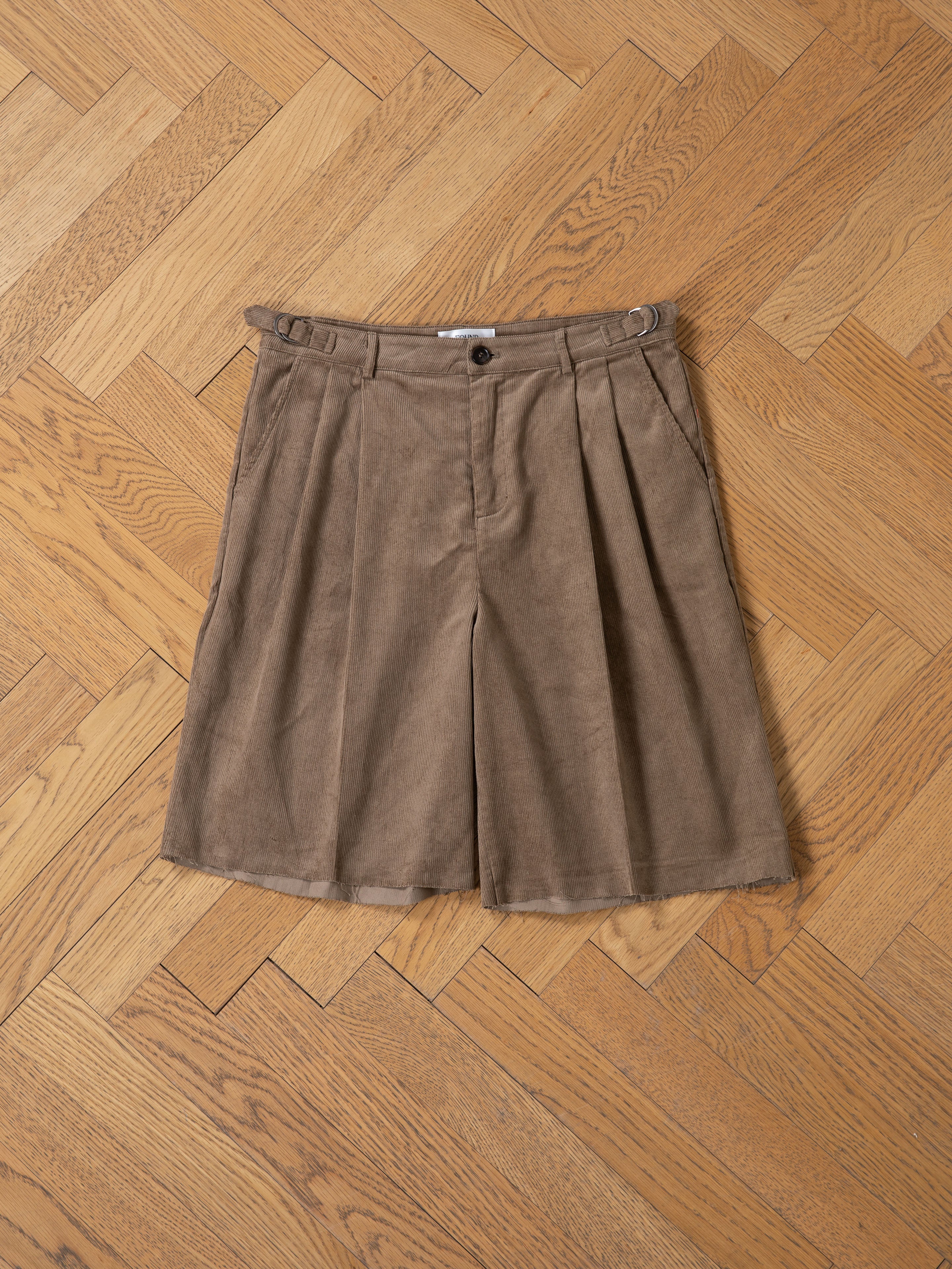 Corduroy Pleated Trouser Shorts | Modern Menswear by yycbvcnbmmnbm