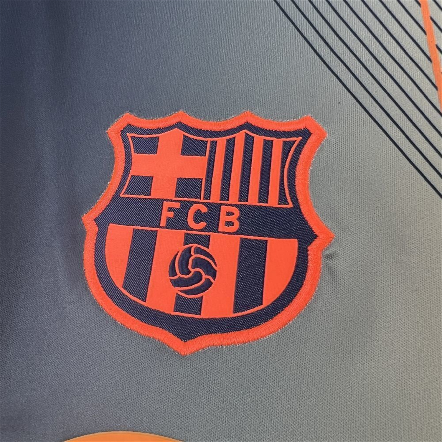 AlphaJersey-Barcelona 25-26 Pre-Match Training Jersey - Fans Version