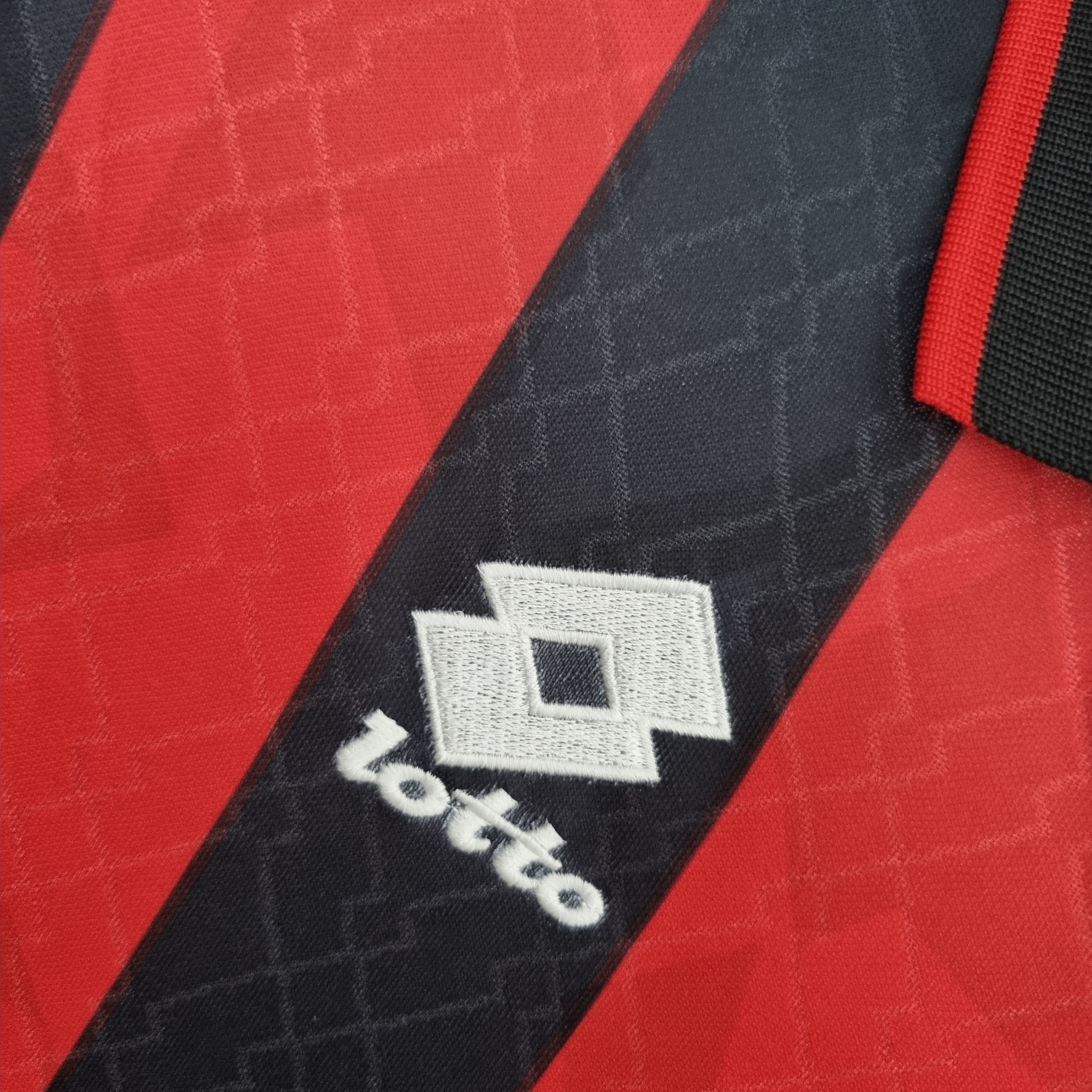 AlphaJersey-Retro AC Milan 95-96 Home Stadium Jersey