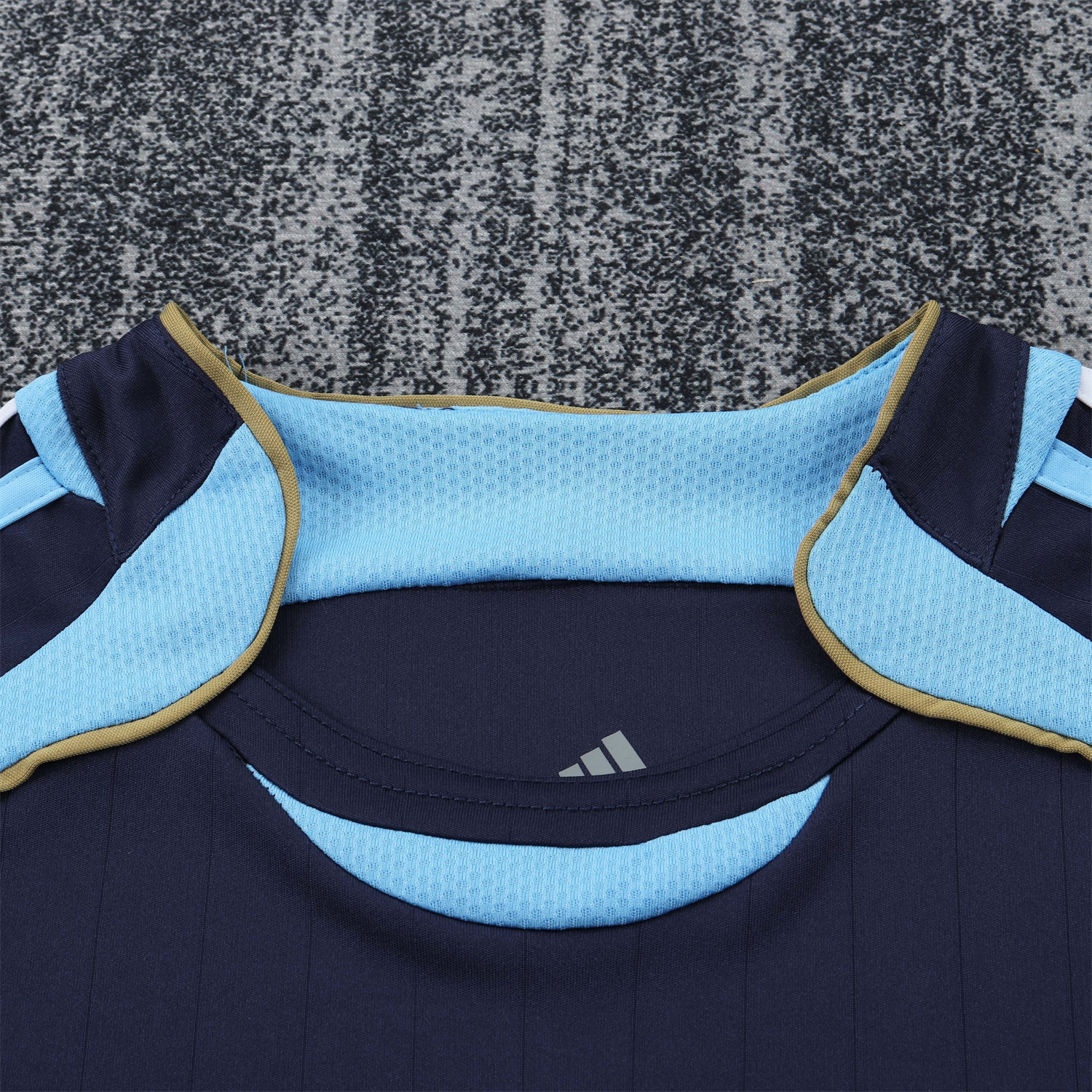 AlphaJersey-Retro Argentina 2006 Away Kids Kit