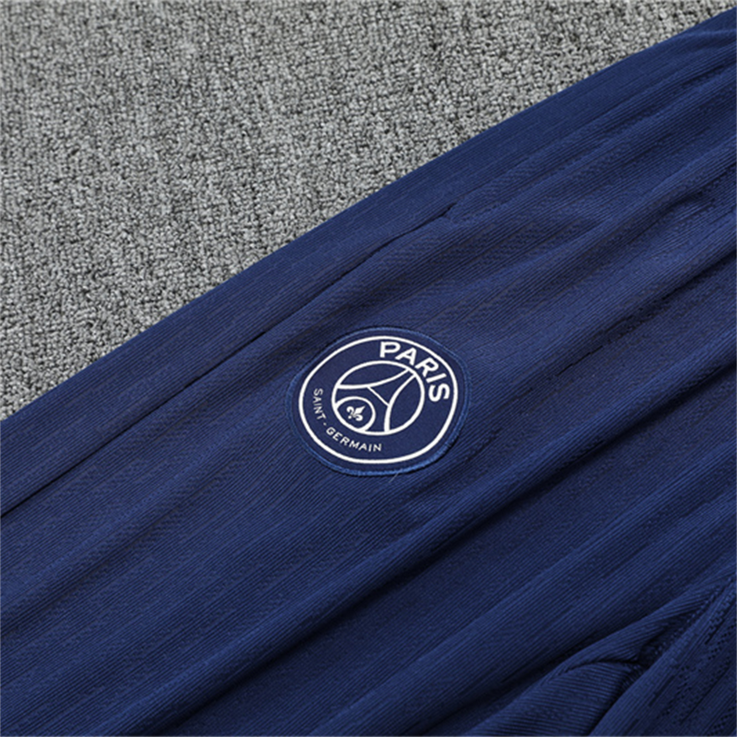 AlphaJersey-Paris Saint-Germain PSG 25-26 Kid Long Sleeves Training Set - Red Top & Royal Blue Pants