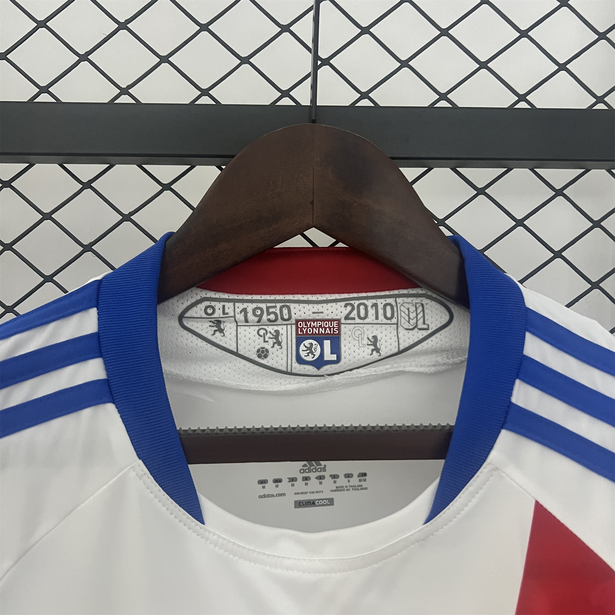 AlphaJersey-Retro Olympique Lyonnais Lyon 2010-11 Home Jersey