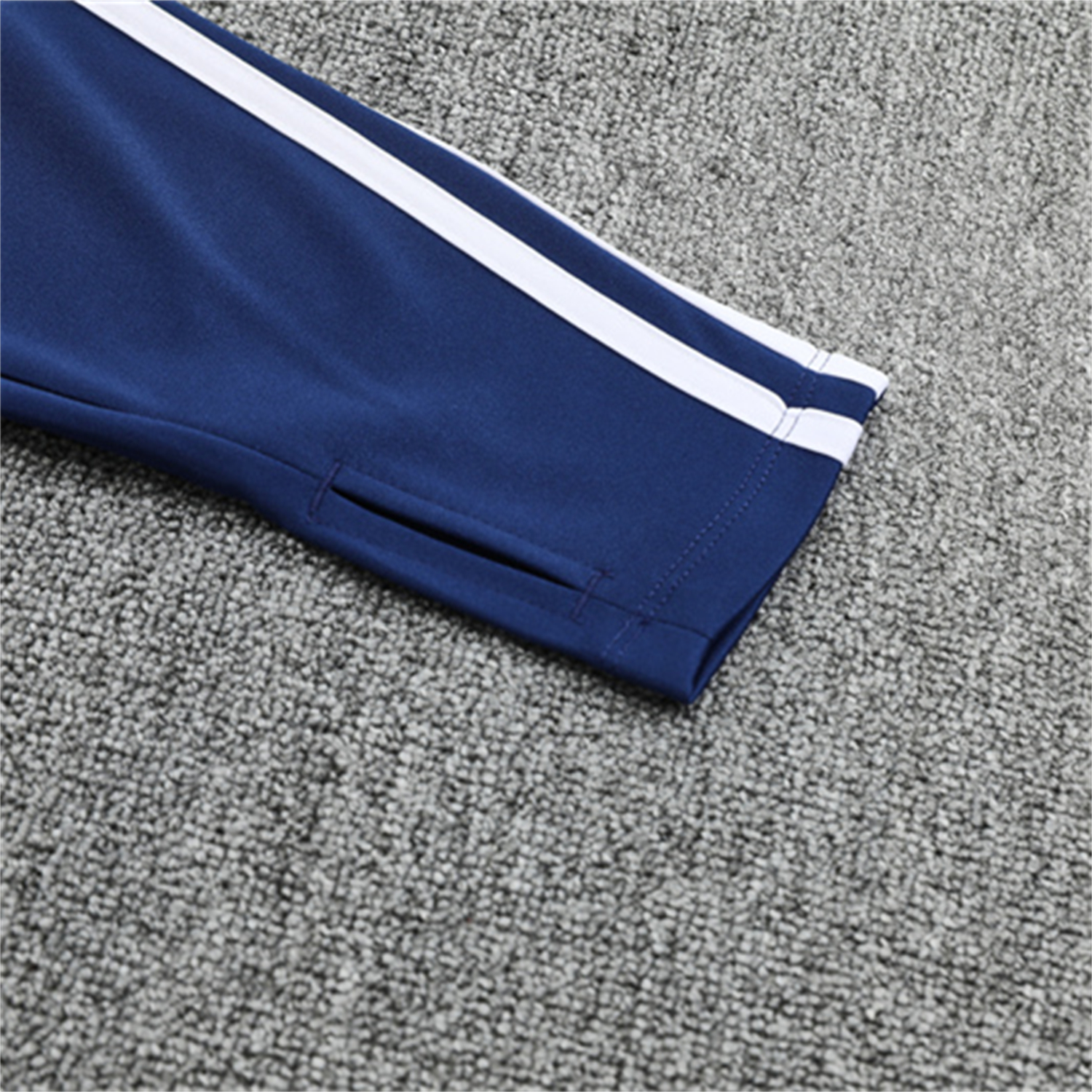 AlphaJersey-Real Madrid 25-26 Long Sleeve Training Set - Throwback Royal Blue Top and Pants