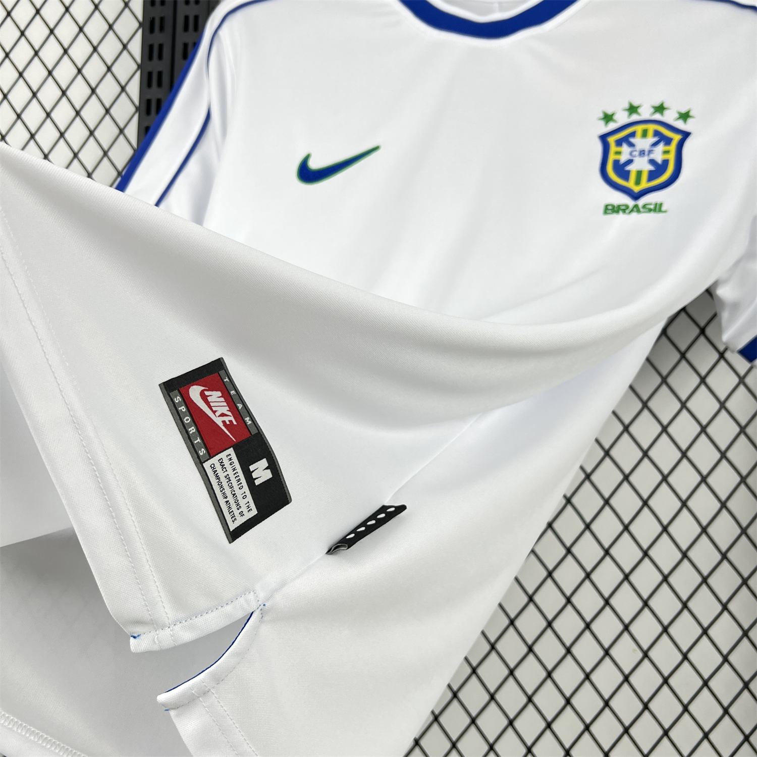 AlphaJersey-Retro Brazil 1998 Goalkeeper White Jersey