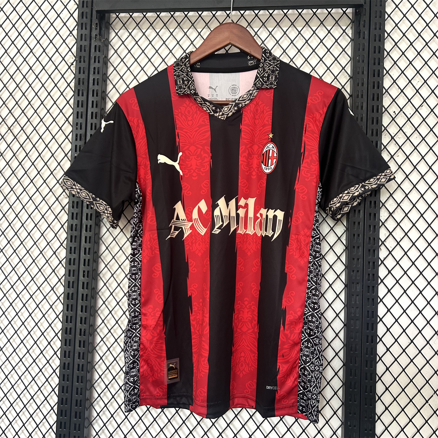 AlphaJersey-AC Milan 25-26 Red And Black Special Jersey - Fans Version