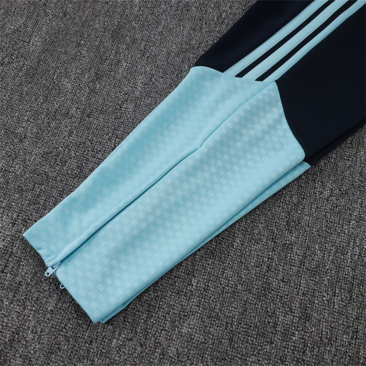 AlphaJersey-Argentina 25-26 Windbreaker Training Set - Light Blue Top and Black Pants