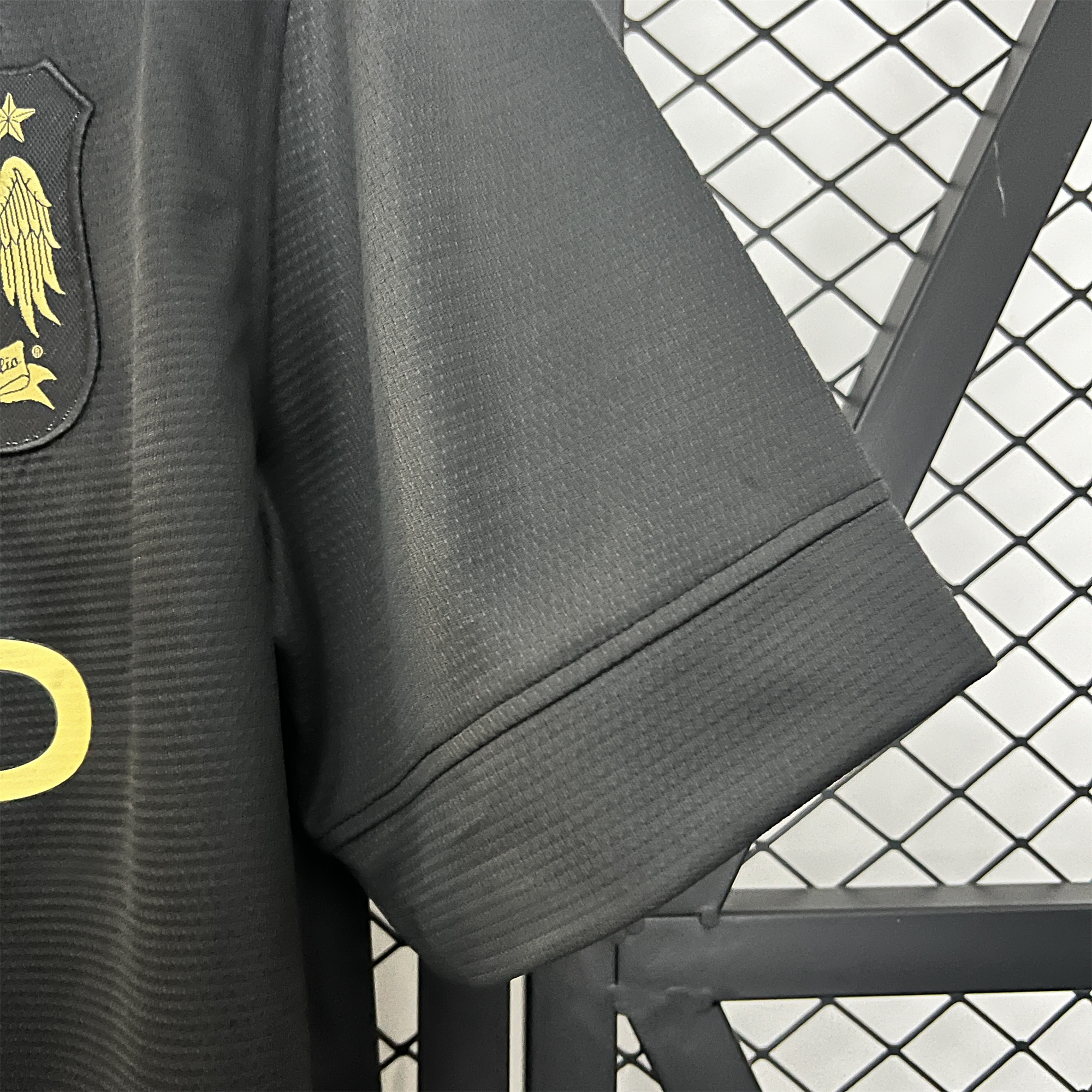 AlphaJersey-Retro Manchester City 2013-14 Away Jersey