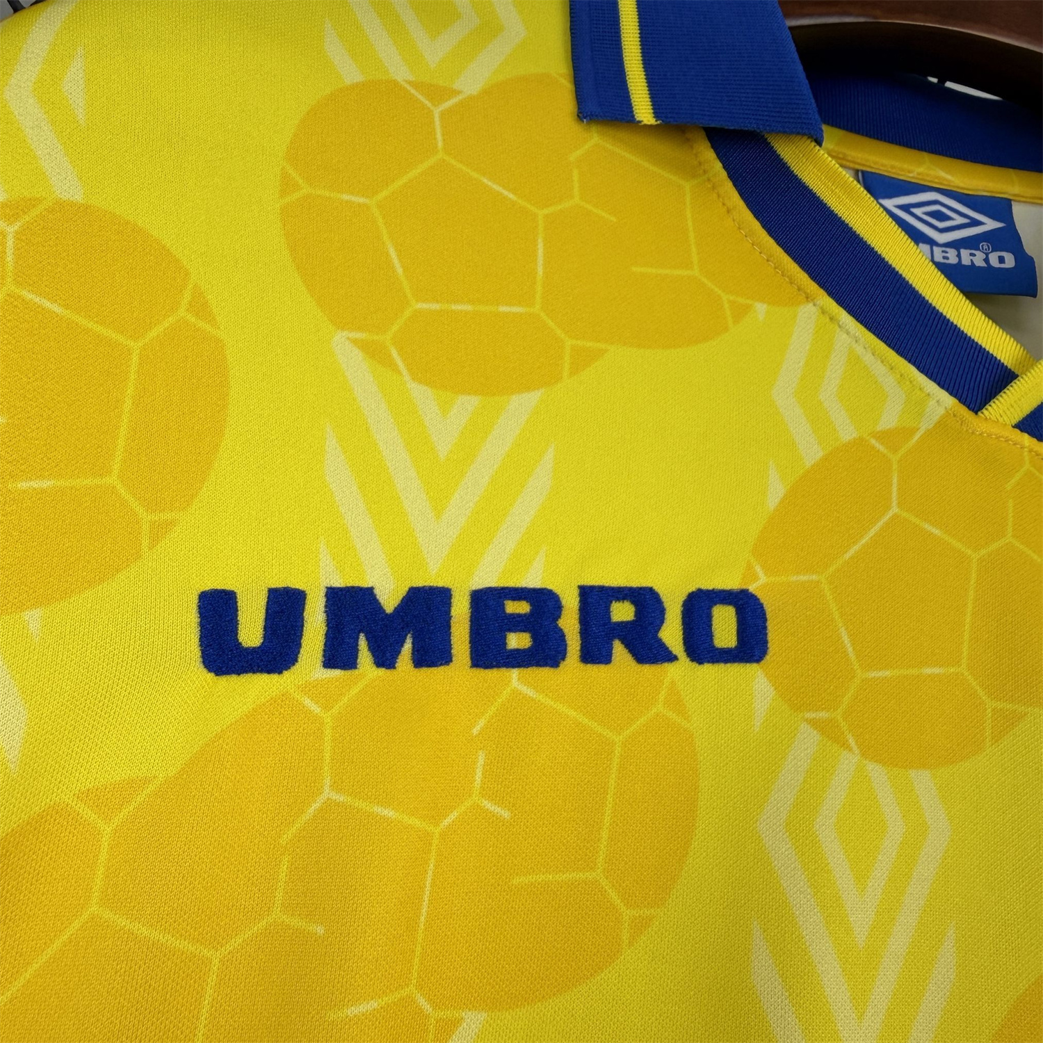 AlphaJersey-Retro Colombia 1994 Home Long Sleeves Jersey