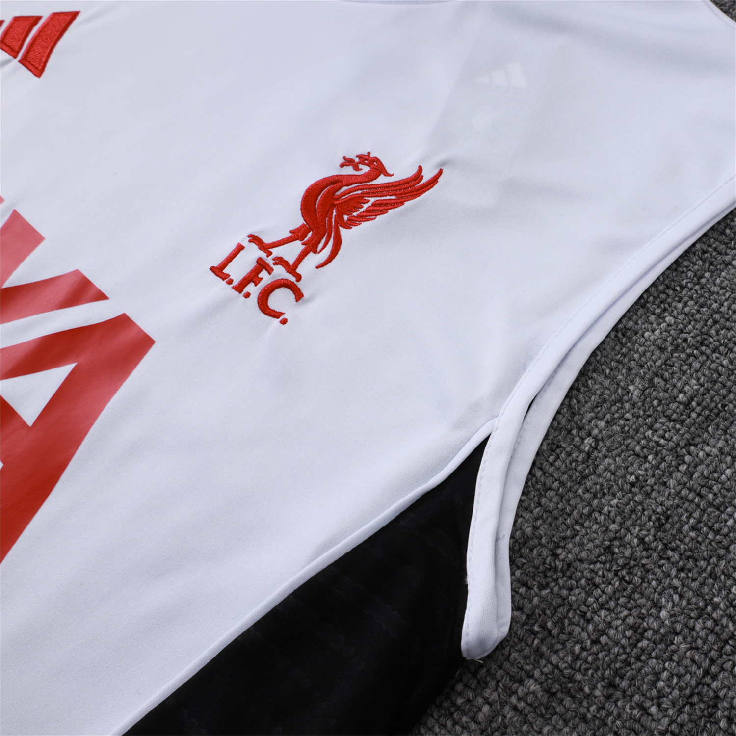 AlphaJersey-Liver.pool 25-26 Vest Training Set - White Vest & Black Shorts