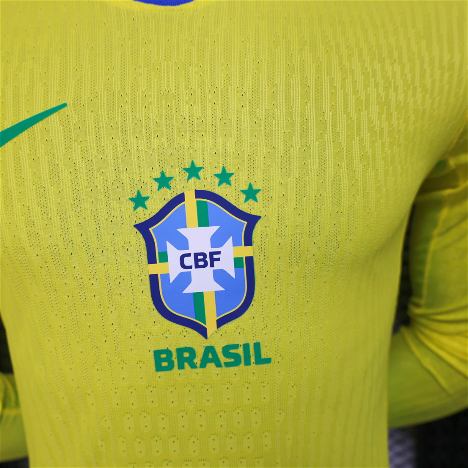 AlphaJersey-Brazil 2025 Women's Team Home Long Sleeves Jersey - Men's Player Version
