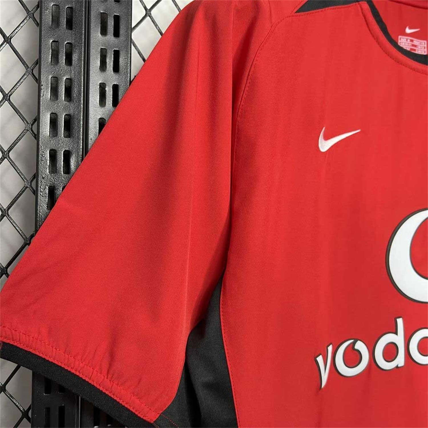 AlphaJersey-Retro Manchester United 03-04 Home Jersey