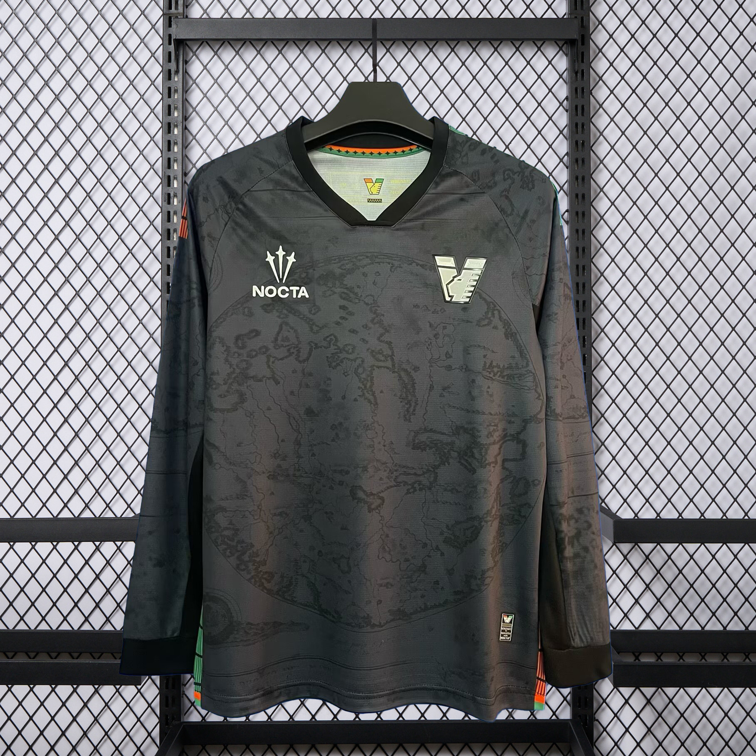 AlphaJersey-Venezia FC 25-26 Home Black Unsponsored Long Sleeves Jersey - Fans Version