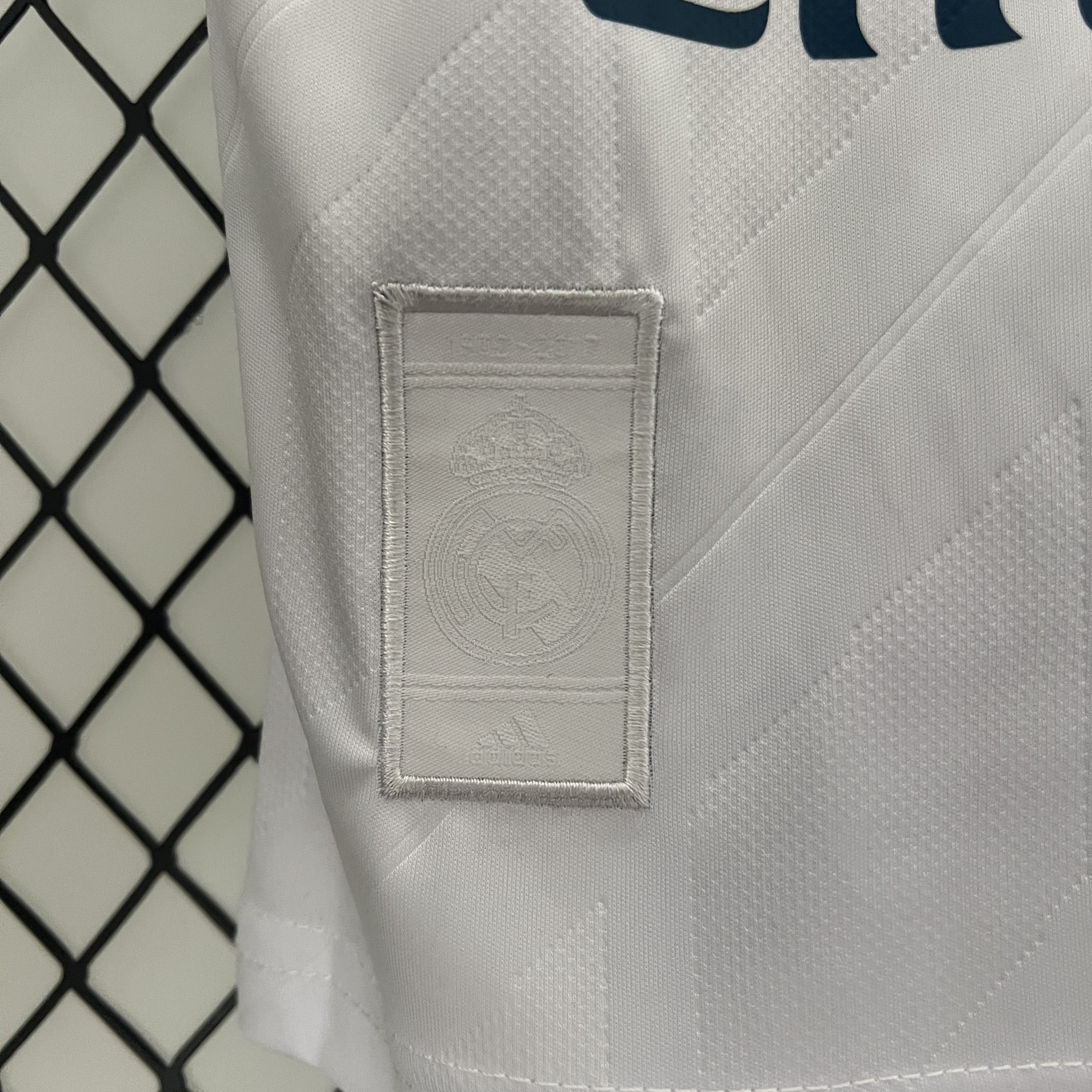 AlphaJersey-Retro Real Madrid 17-18 Home Stadium Kids Kit