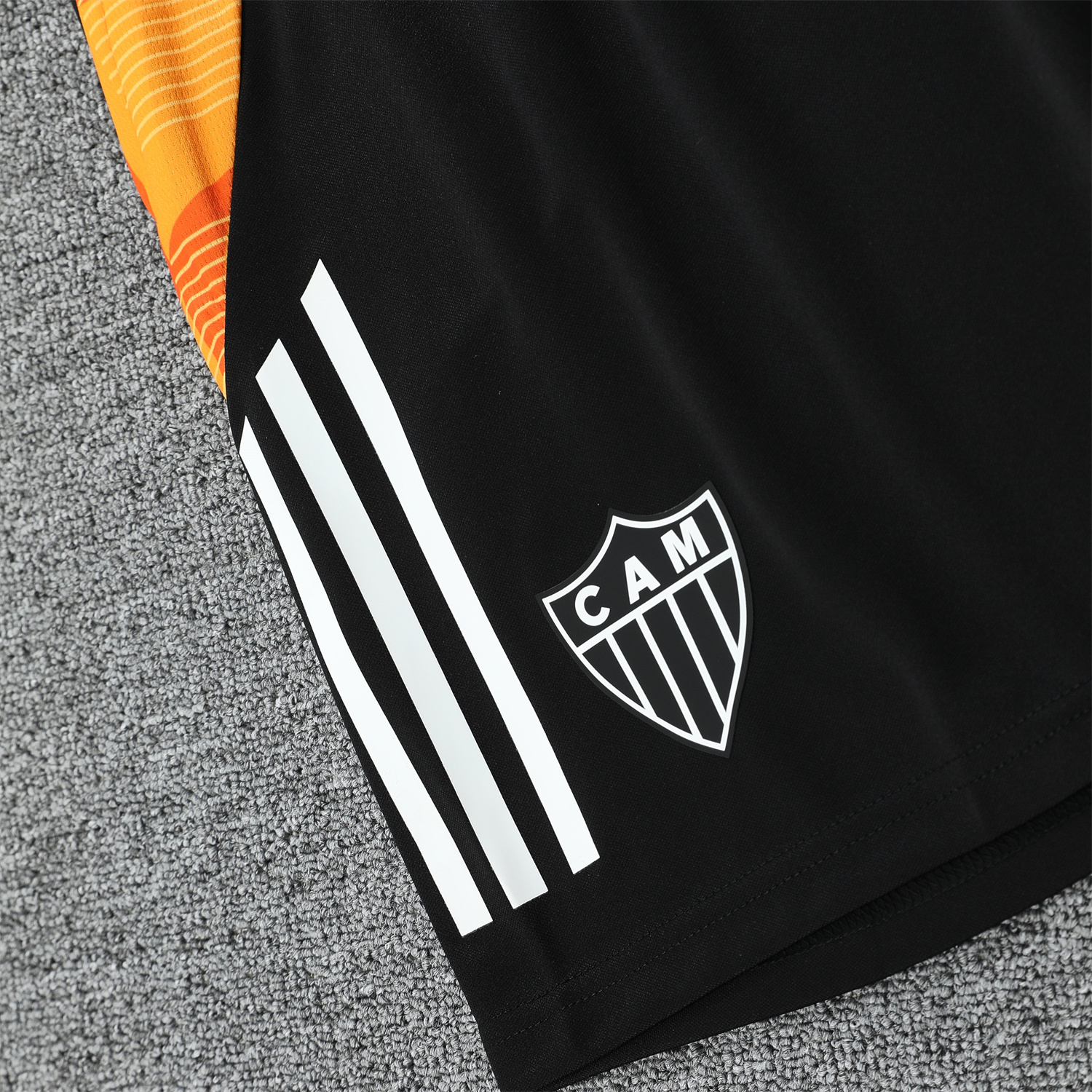AlphaJersey-Atletico Mineiro 25-26 Short-Sleeve Kids Training Set - Black Top With Black Shorts