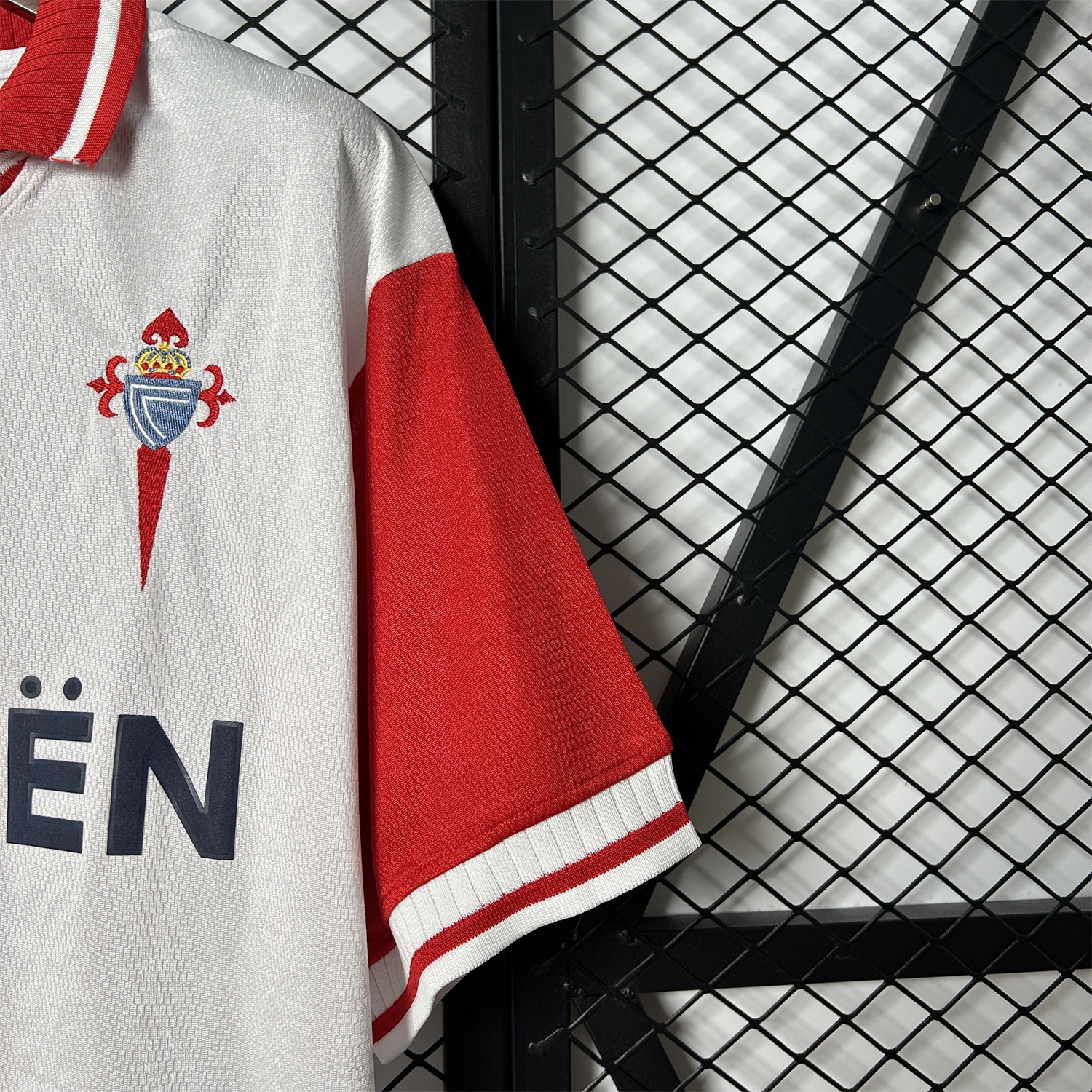 AlphaJersey-Retro Celta Vigo 2001-02 Away Jersey
