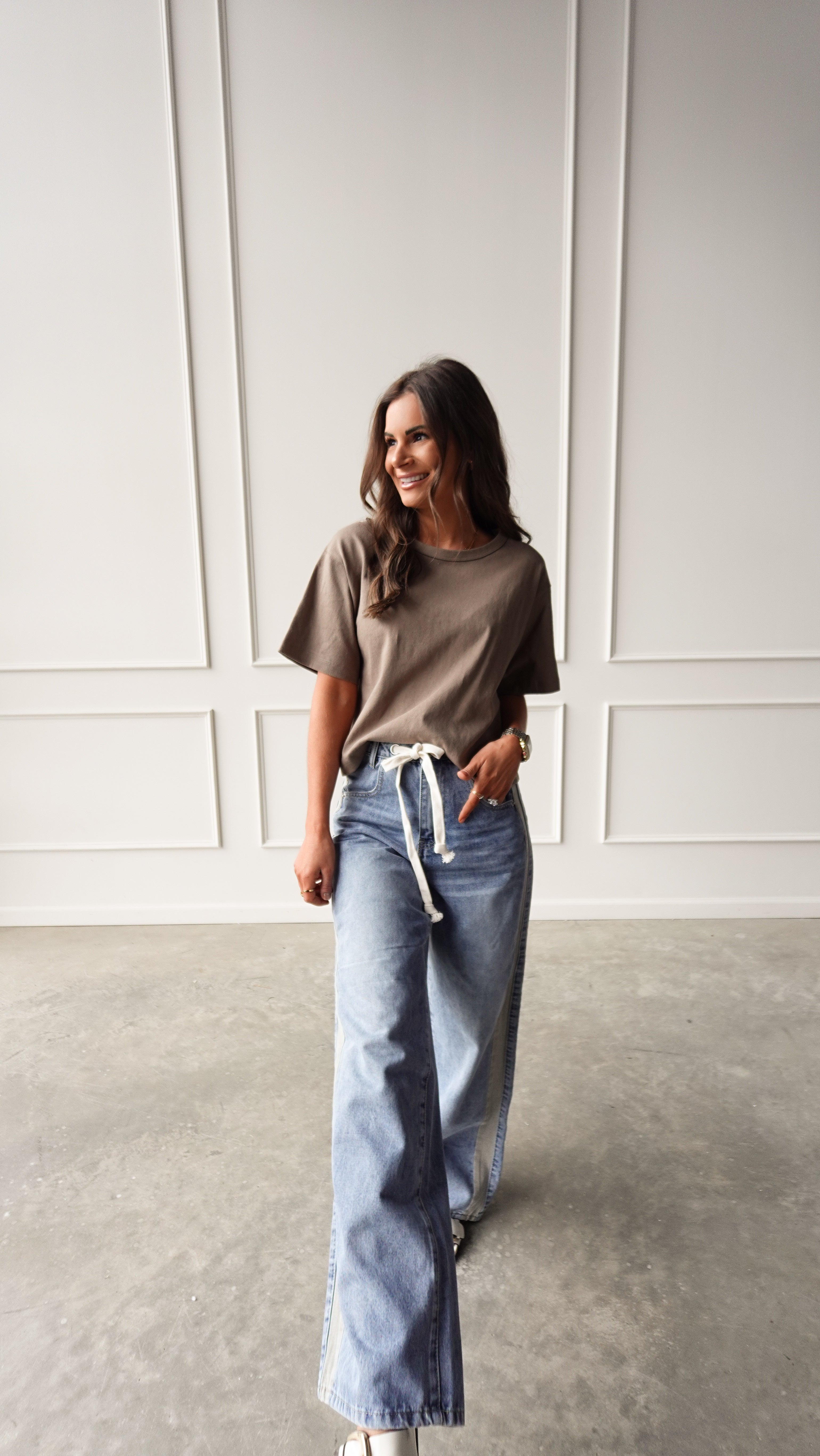 Olive Short Sleeve Linen Tee | Elegant Women's Fashion by coolavocek