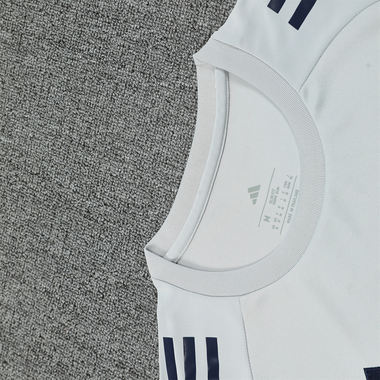 AlphaJersey-Arsenal 25-26 Short-Sleeve Training Set - Grey Top & Deep Blue Shorts