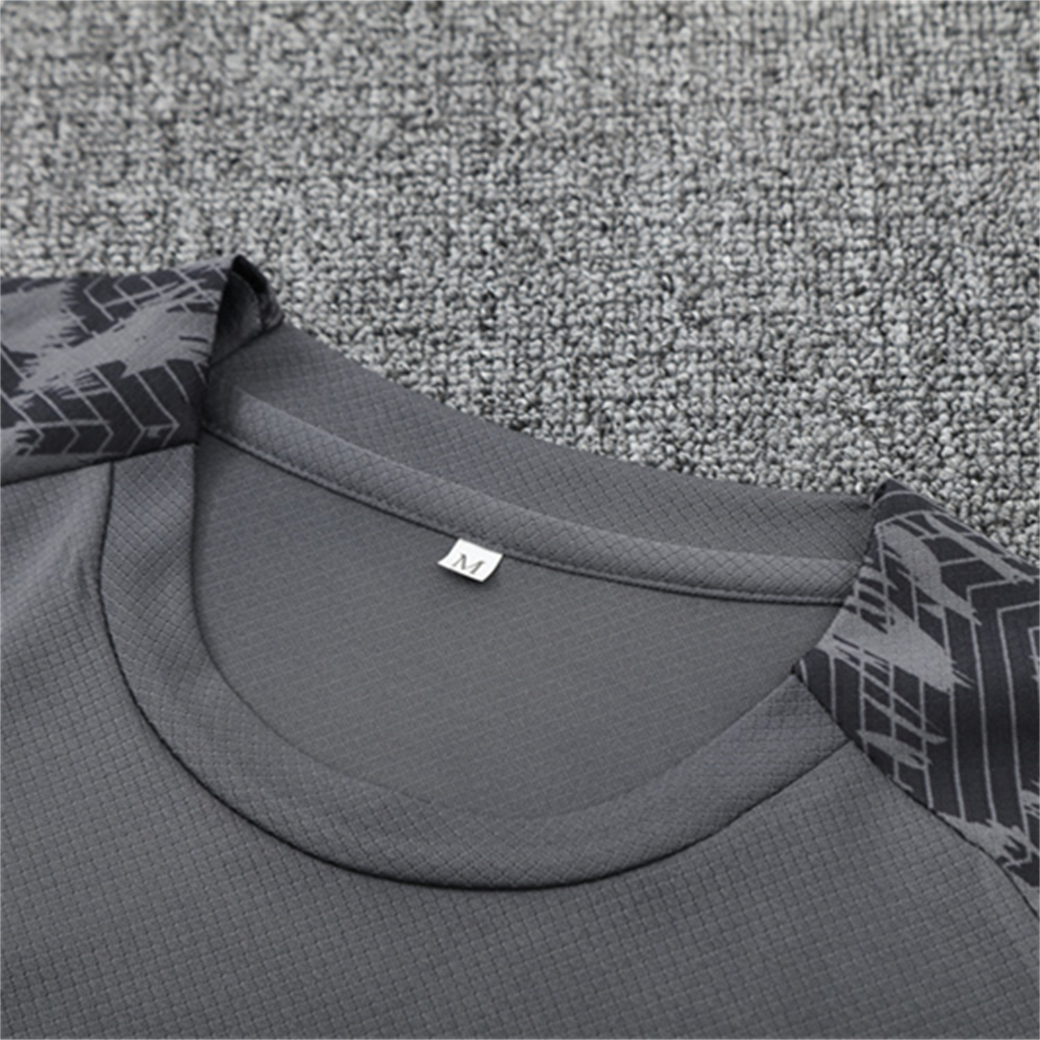 AlphaJersey-Feyenoord 25-26 Kids Short-Sleeve Training Set - Dark Gray Top & Dark Gray Shorts
