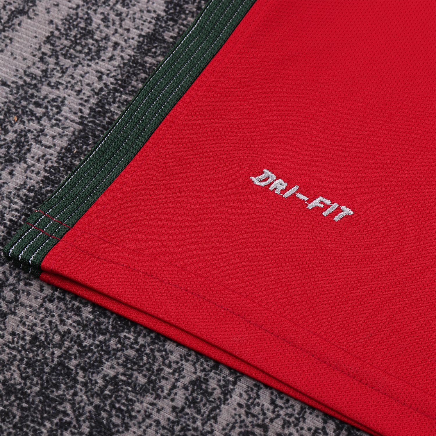 AlphaJersey-Retro Portugal 2016 Home Kids Kit