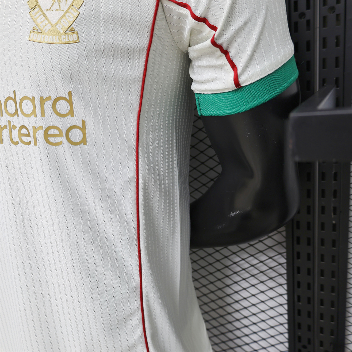 AlphaJersey-Liver.pool 25-26 Gold Lines Retro Casual Style White Jersey - Player Version