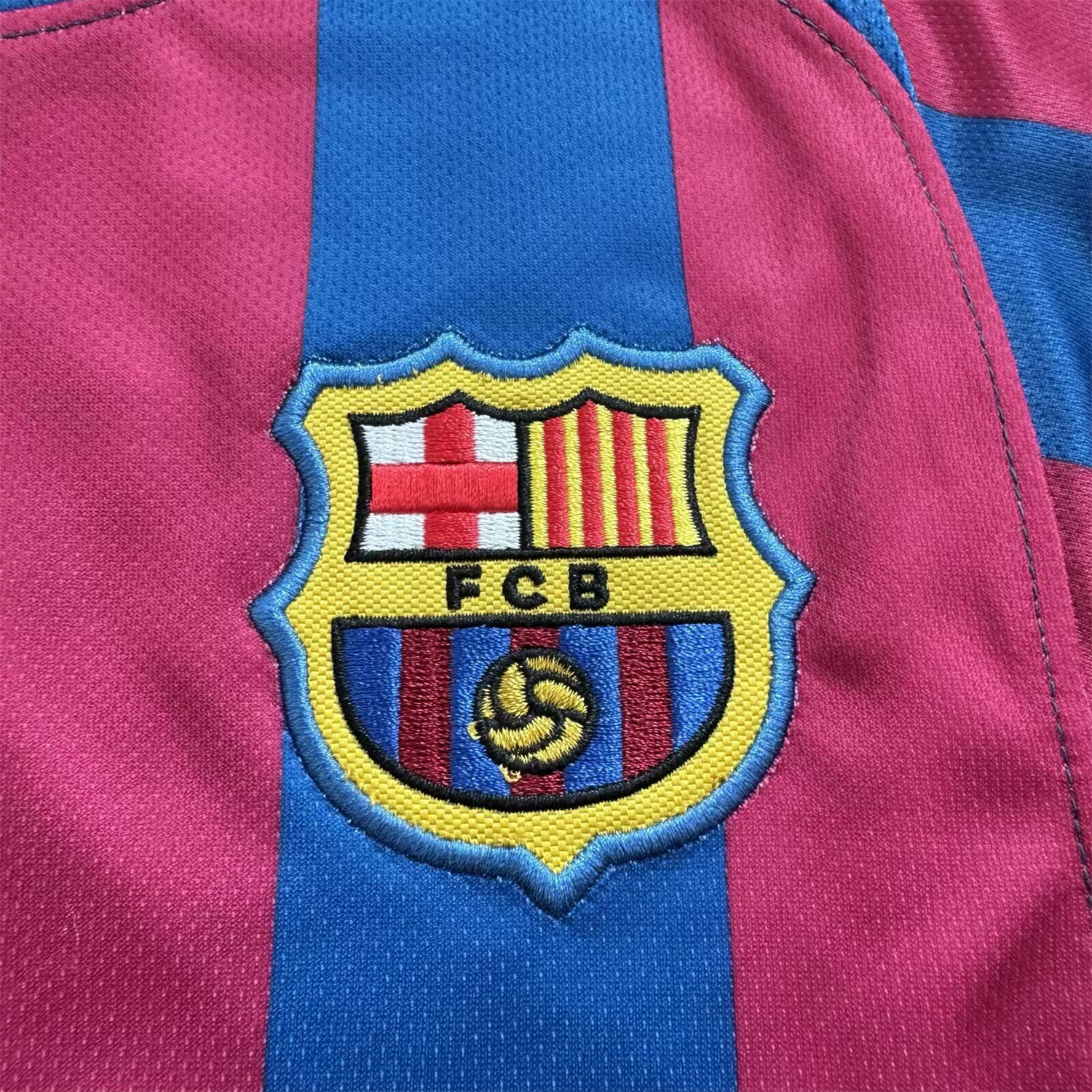 AlphaJersey-Retro Barcelona 06-07 Home Long Sleeve Kids Kit