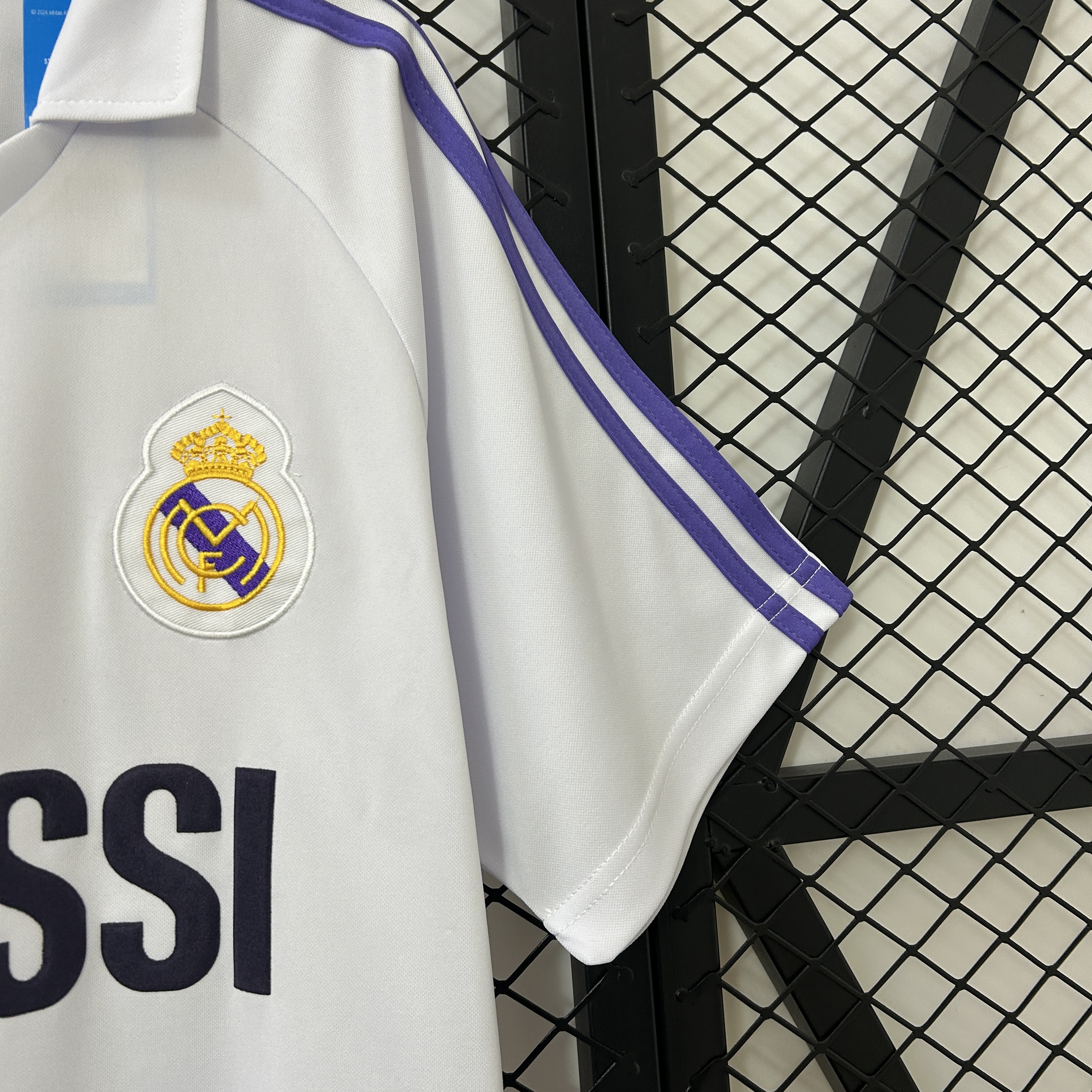 AlphaJersey-Retro Real Madrid 1984-85 Home Jersey