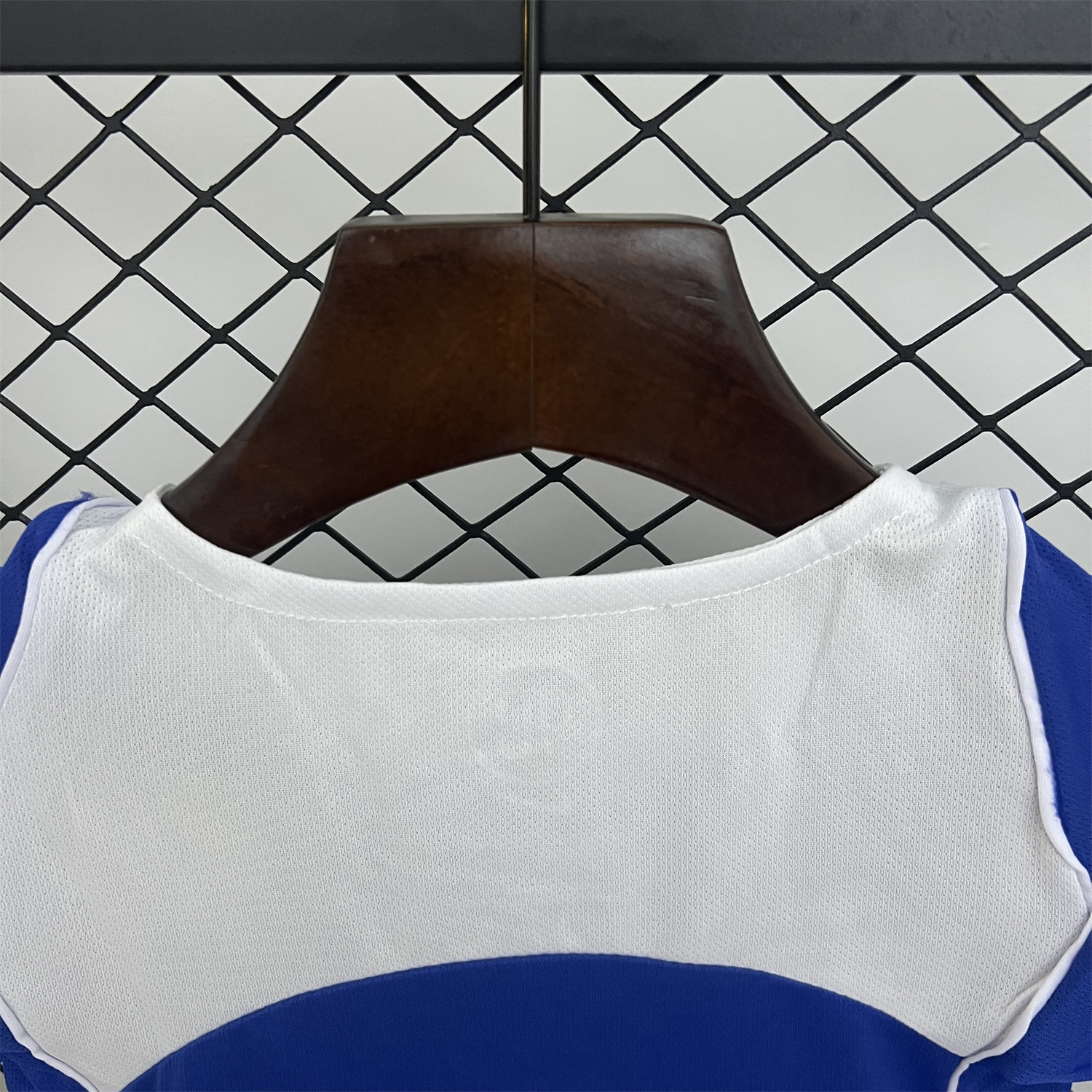 AlphaJersey-Retro Brazil 2004 Away Kids Kit