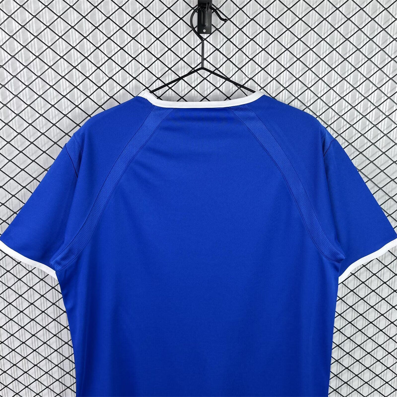 AlphaJersey-Retro Everton 2003-04 Home Jersey