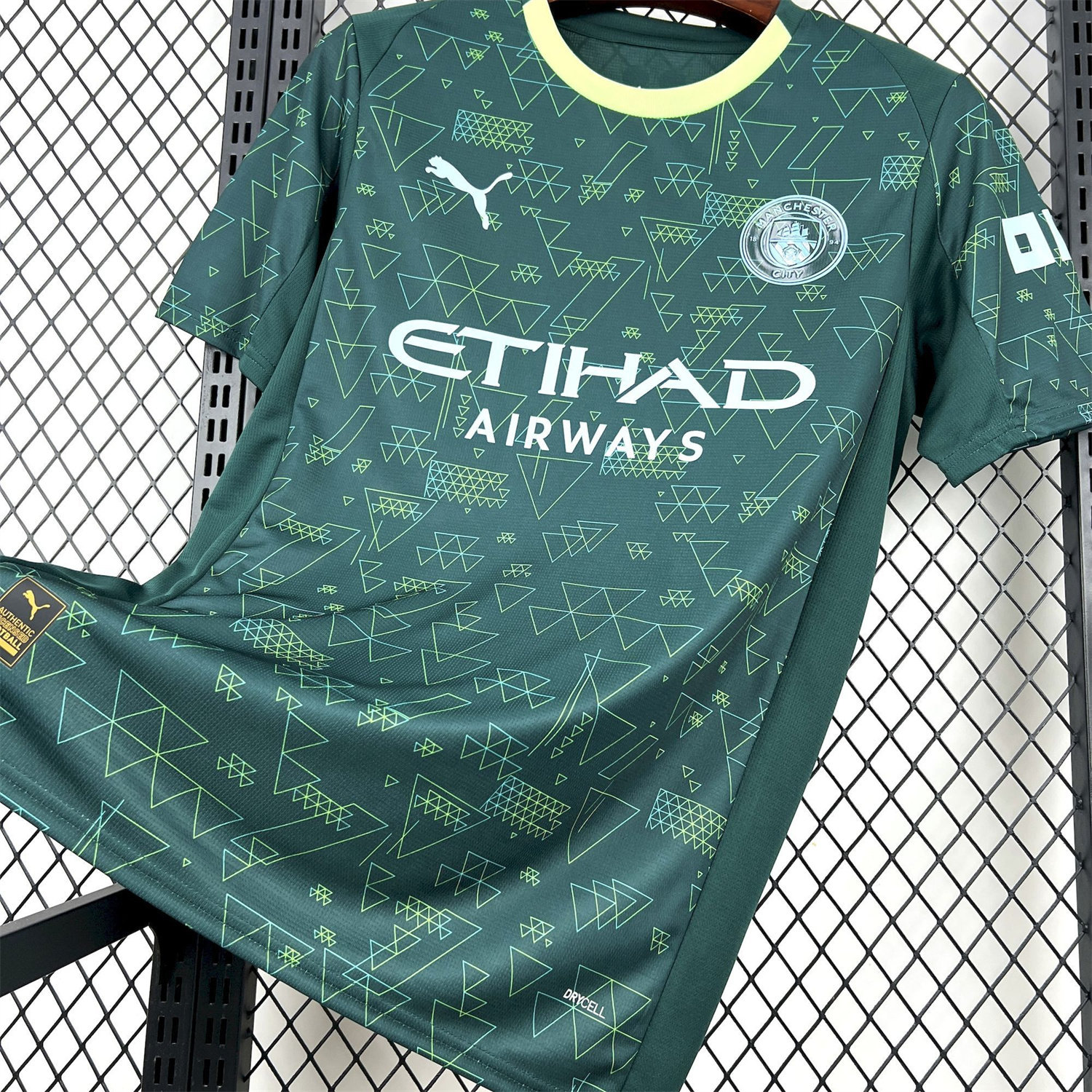 AlphaJersey-Manchester City 25-26 Fourth Green Jersey - Fans Version