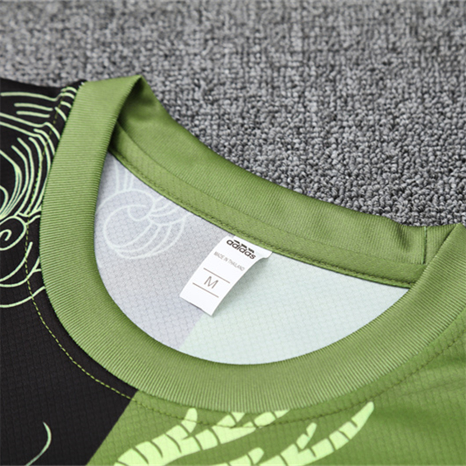 AlphaJersey-Real Madrid 25-26 Kid Short-Sleeve Training Set - Green Black Top & Black Shorts