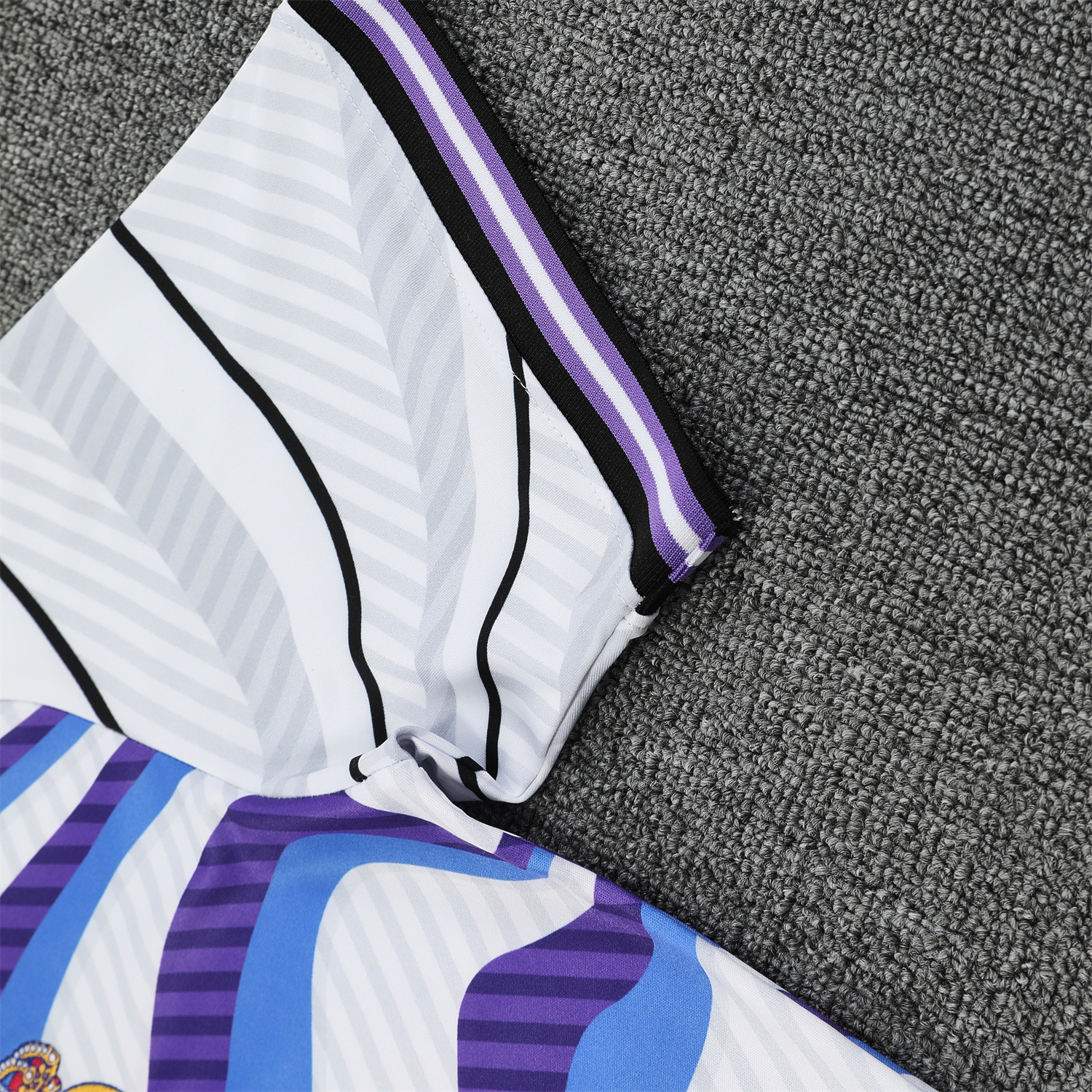 AlphaJersey-Real Madrid 25-26 Short-Sleeve Training Set - Blue Purple Curve Pattern Top & Black Shorts