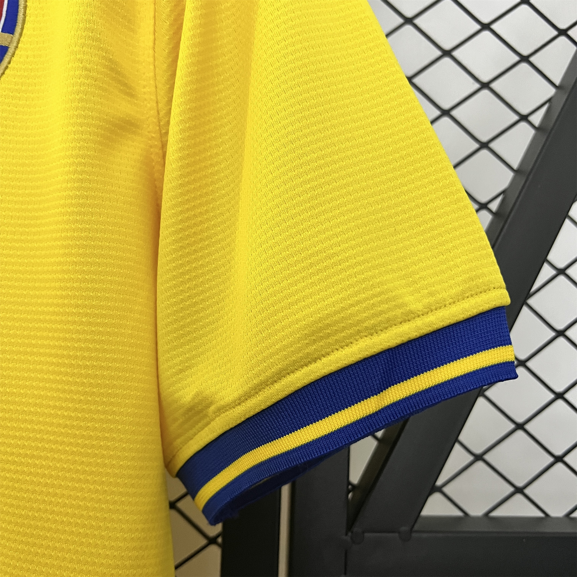 AlphaJersey-Retro Arsenal 2013-14 Away Jersey