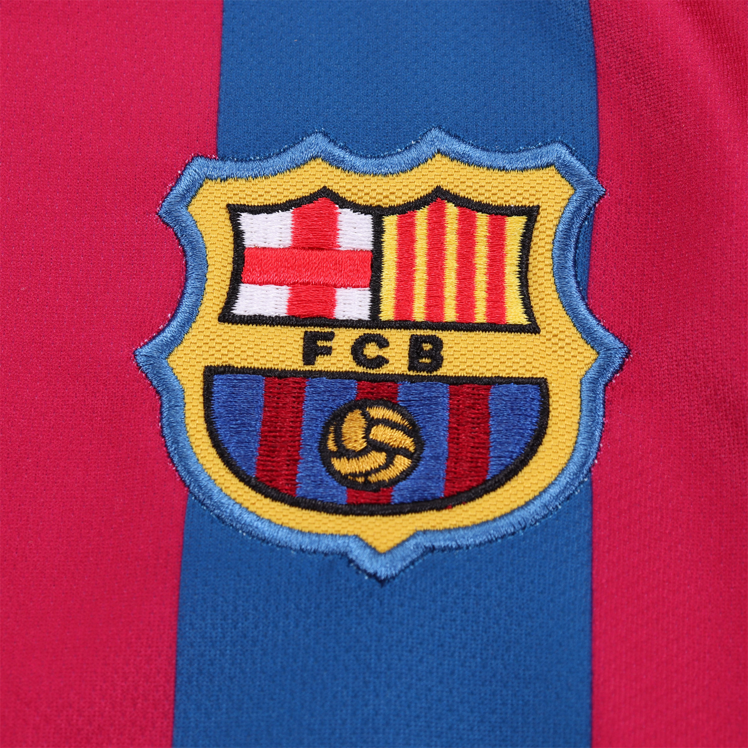 AlphaJersey-Retro Barcelona 2005-06 Home Long Sleeve Kids Kit