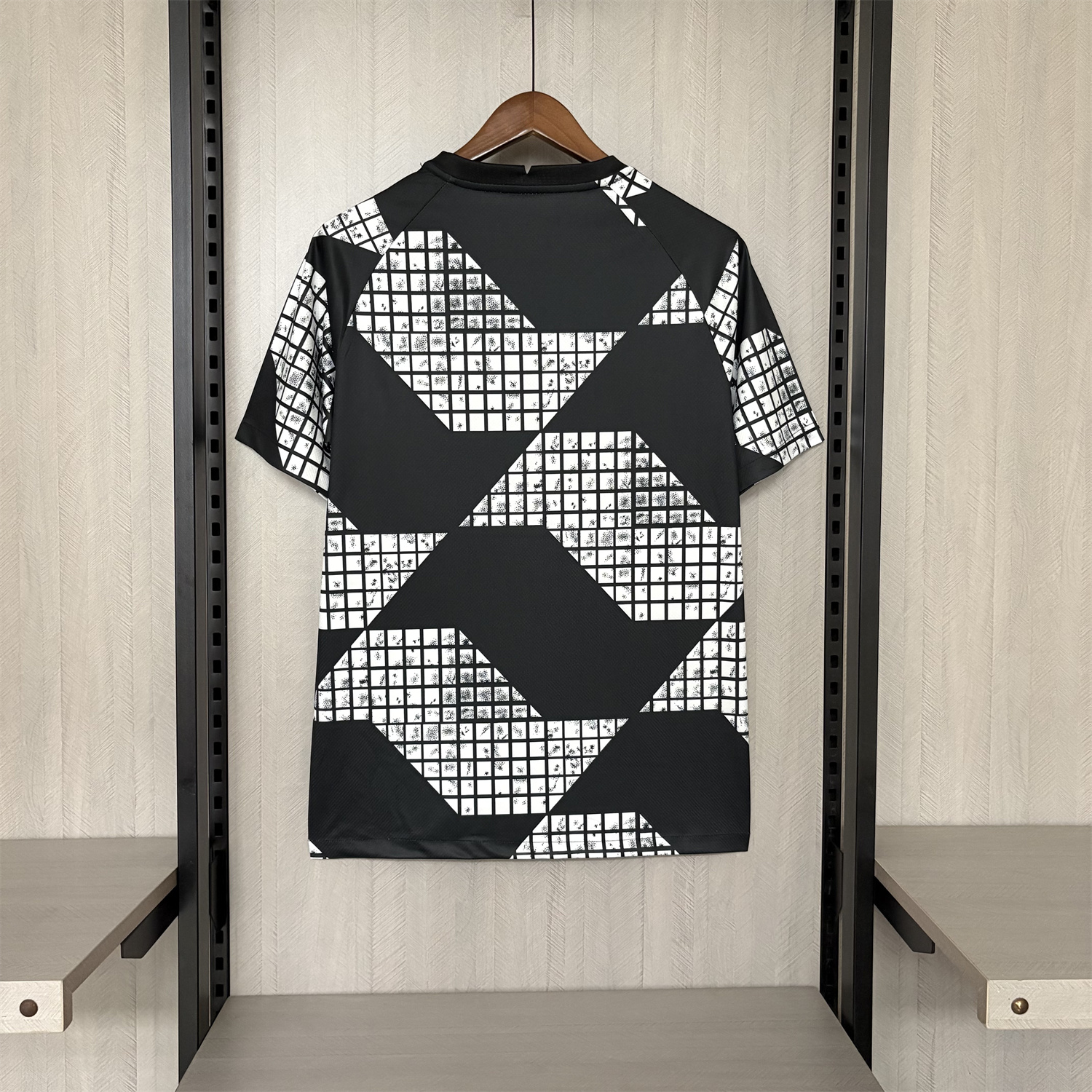 AlphaJersey-Corinthians 2025-26 White And Black Pre-Match Jersey - Fans Version